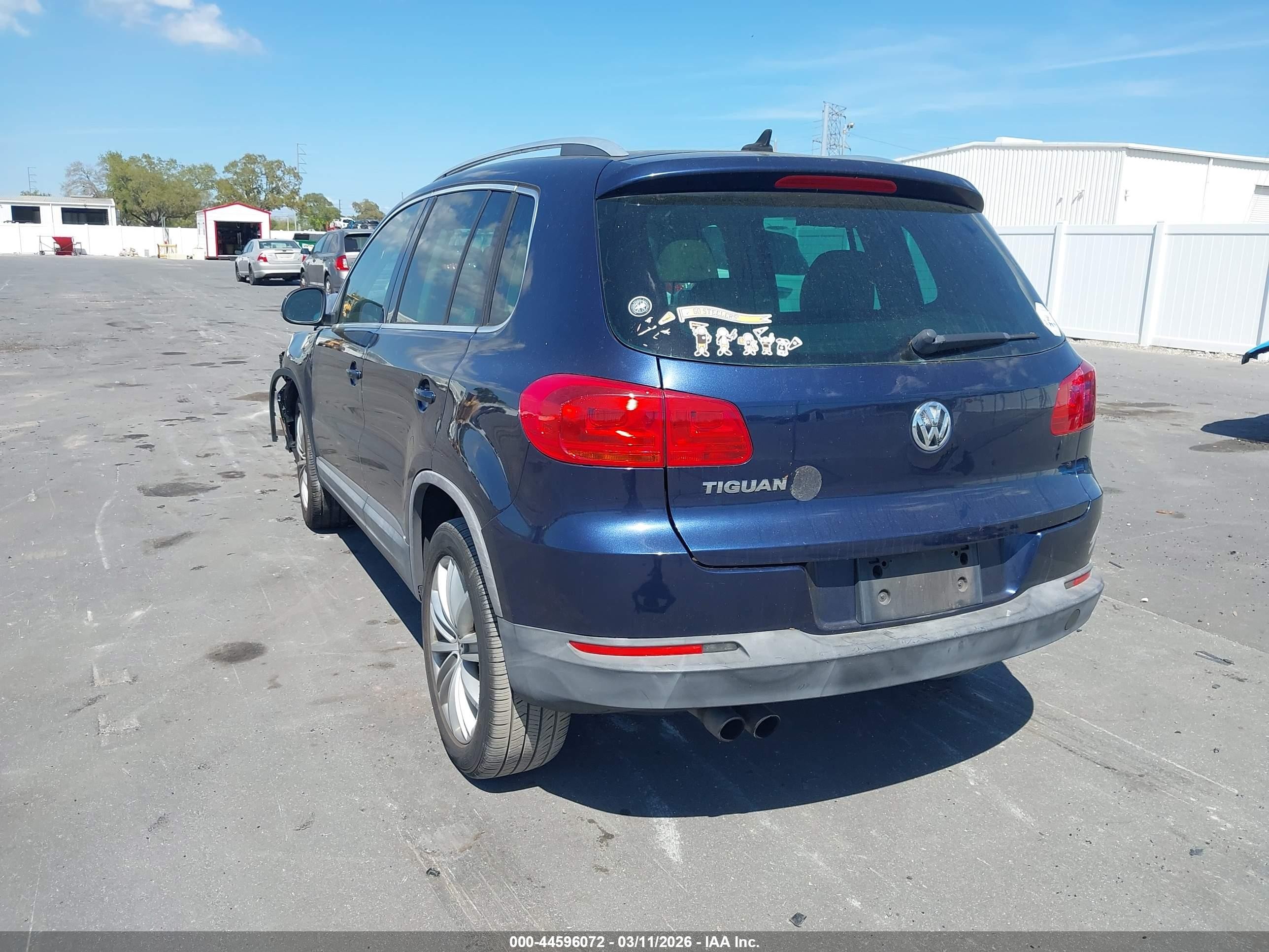 2015 Volkswagen Tiguan Sel Blue vin: WVGAV7AX6FW501096