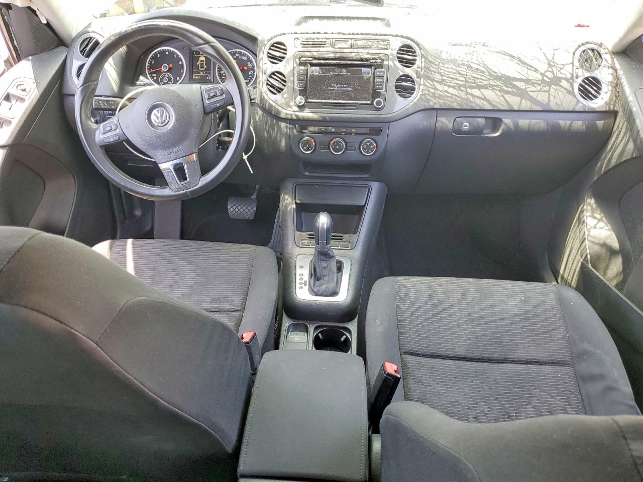 2015 Volkswagen Tiguan S Gray vin: WVGAV7AX6FW524197