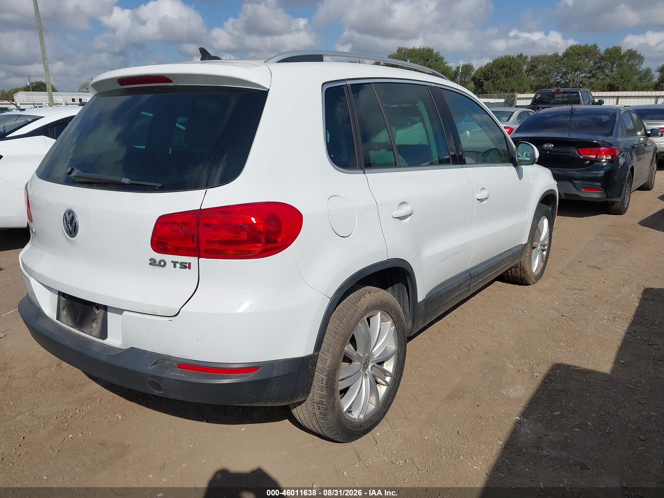 2015 Volkswagen Tiguan Se White vin: WVGAV7AX6FW582293