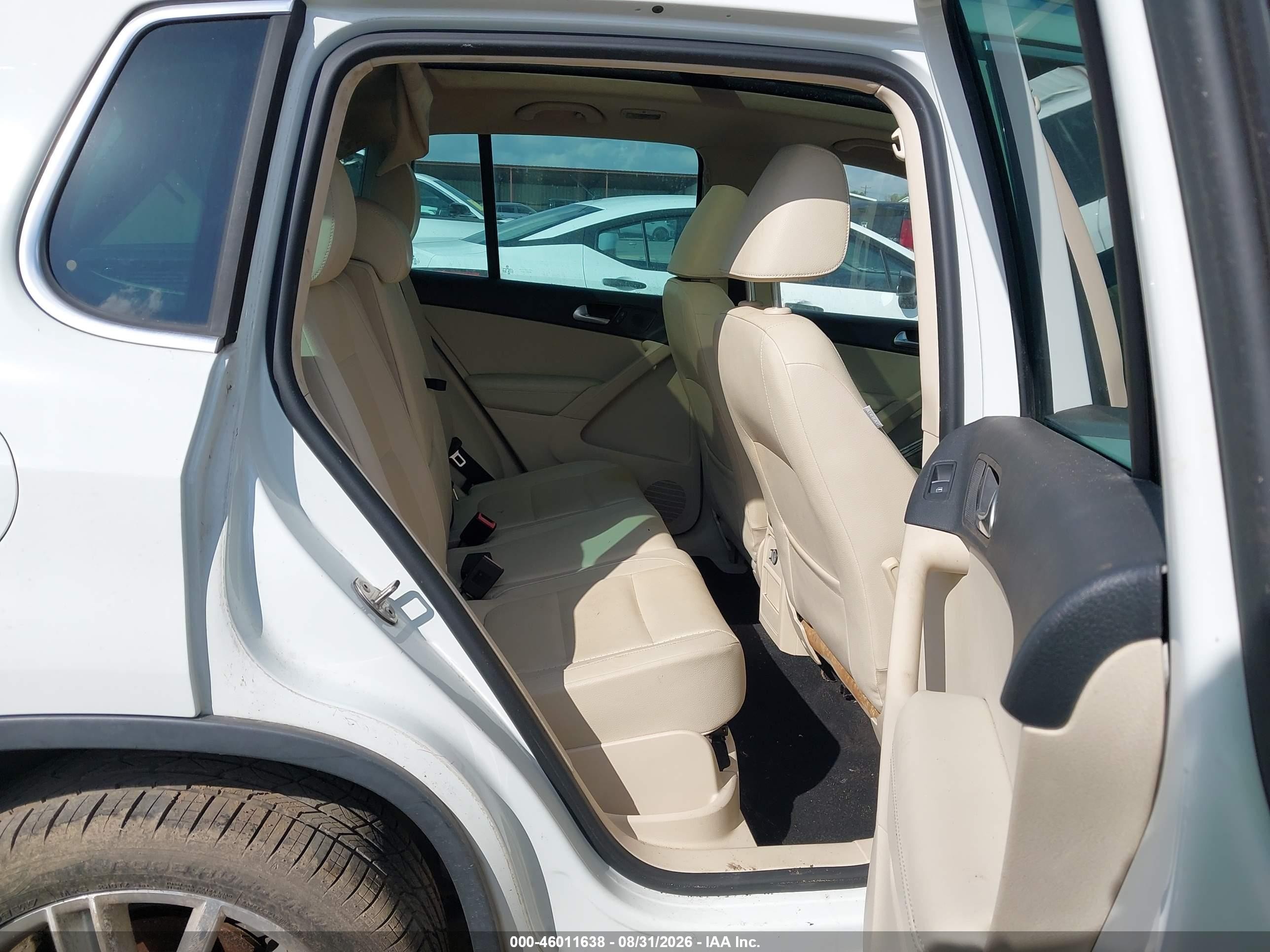 2015 Volkswagen Tiguan Se White vin: WVGAV7AX6FW582293