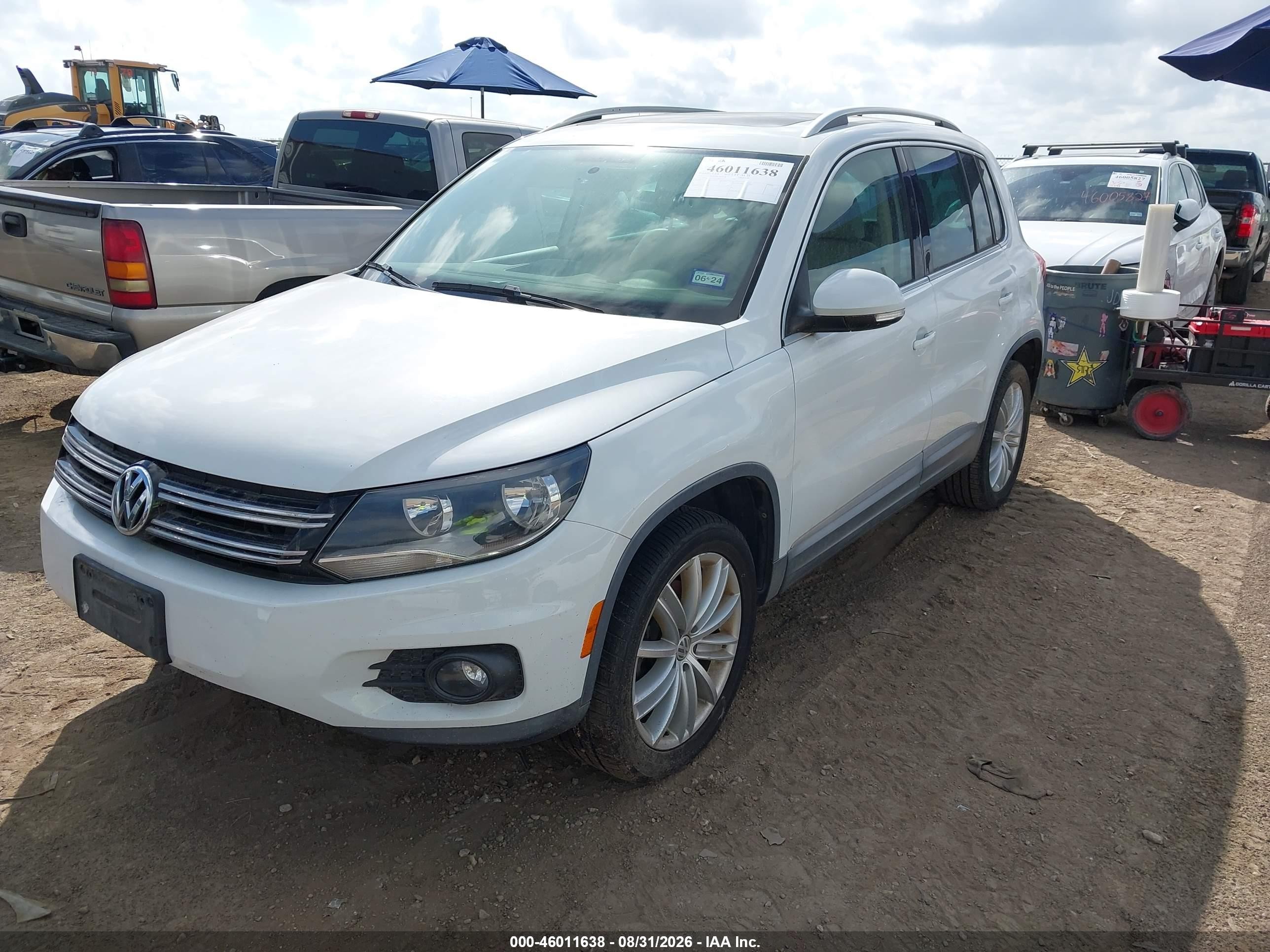 2015 Volkswagen Tiguan Se White vin: WVGAV7AX6FW582293