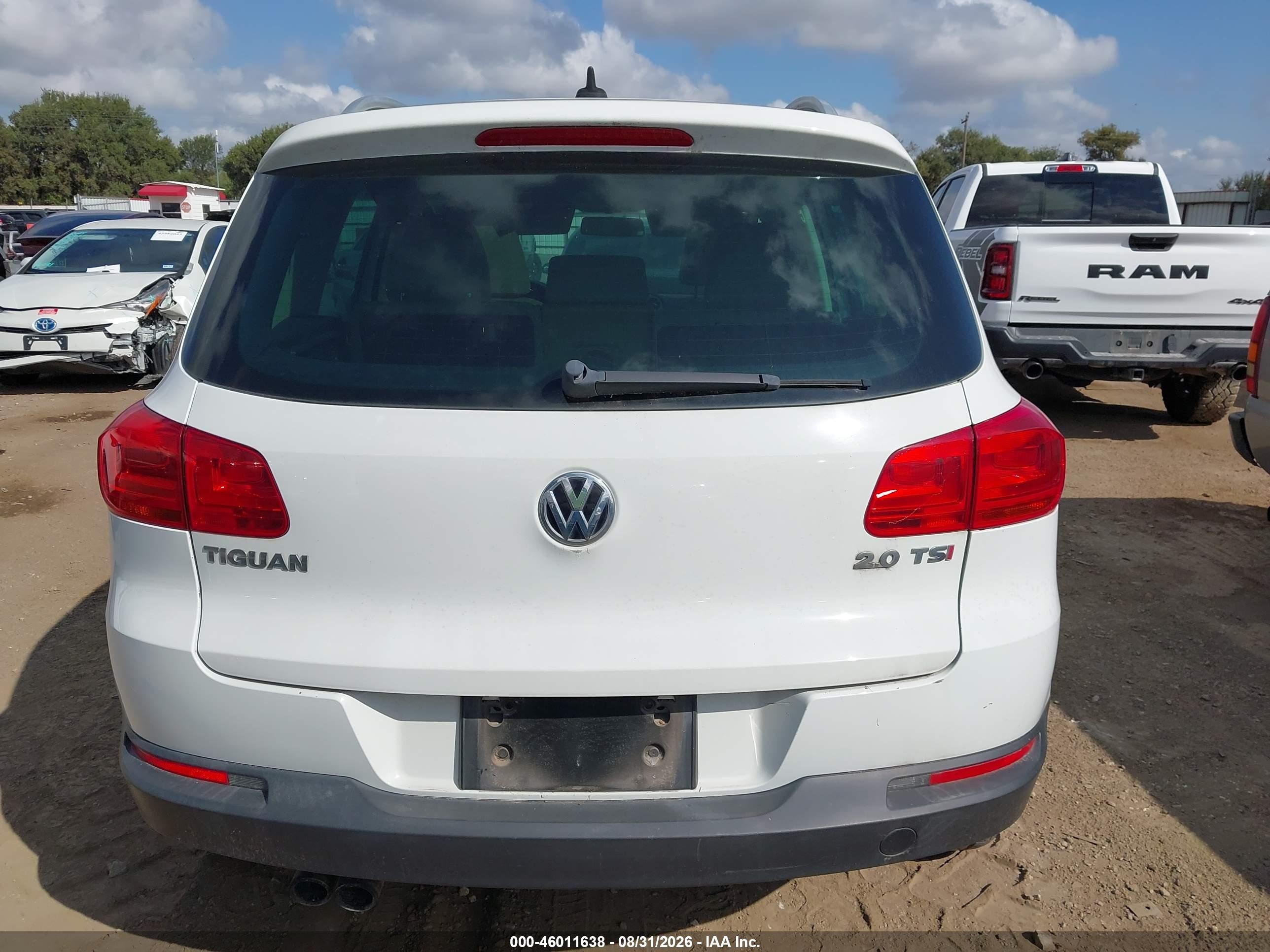 2015 Volkswagen Tiguan Se White vin: WVGAV7AX6FW582293