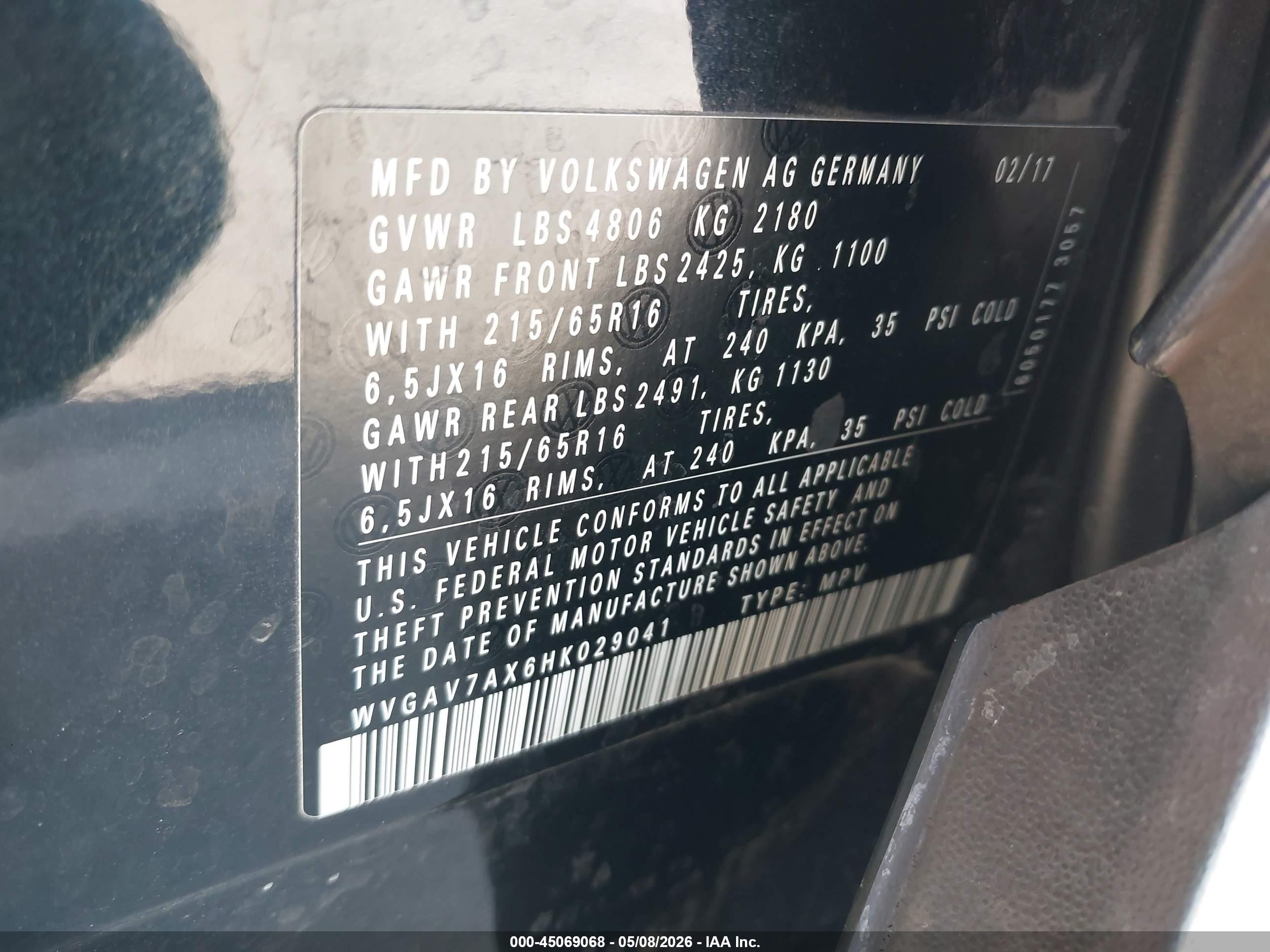 2017 Volkswagen Tiguan 2.0t/2.0t S Черный vin: WVGAV7AX6HK029041