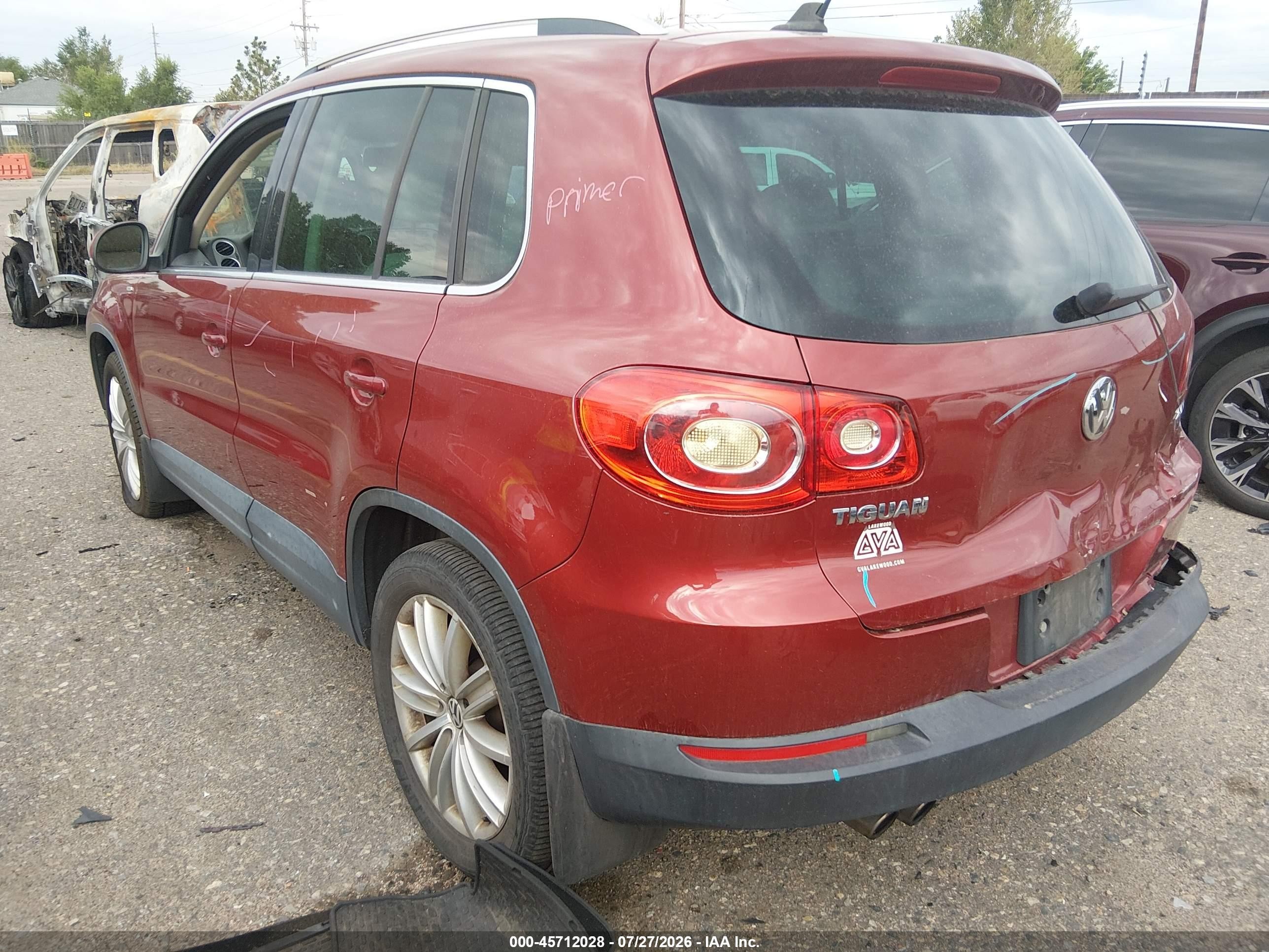2010 Volkswagen Tiguan Wolfsburg Edition Red vin: WVGAV7AX7AW003191