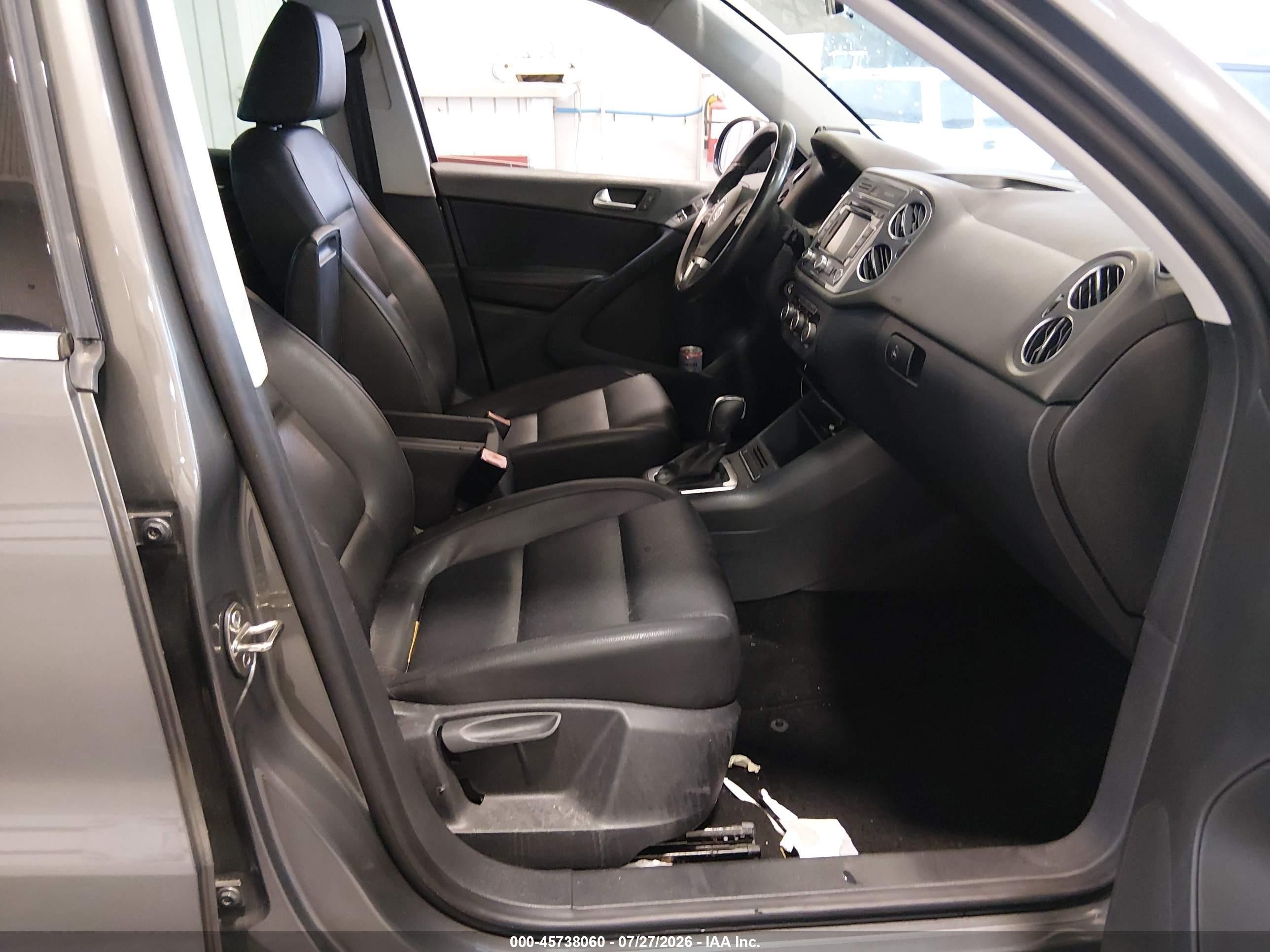2012 Volkswagen Tiguan Se Gray vin: WVGAV7AX7CW000696