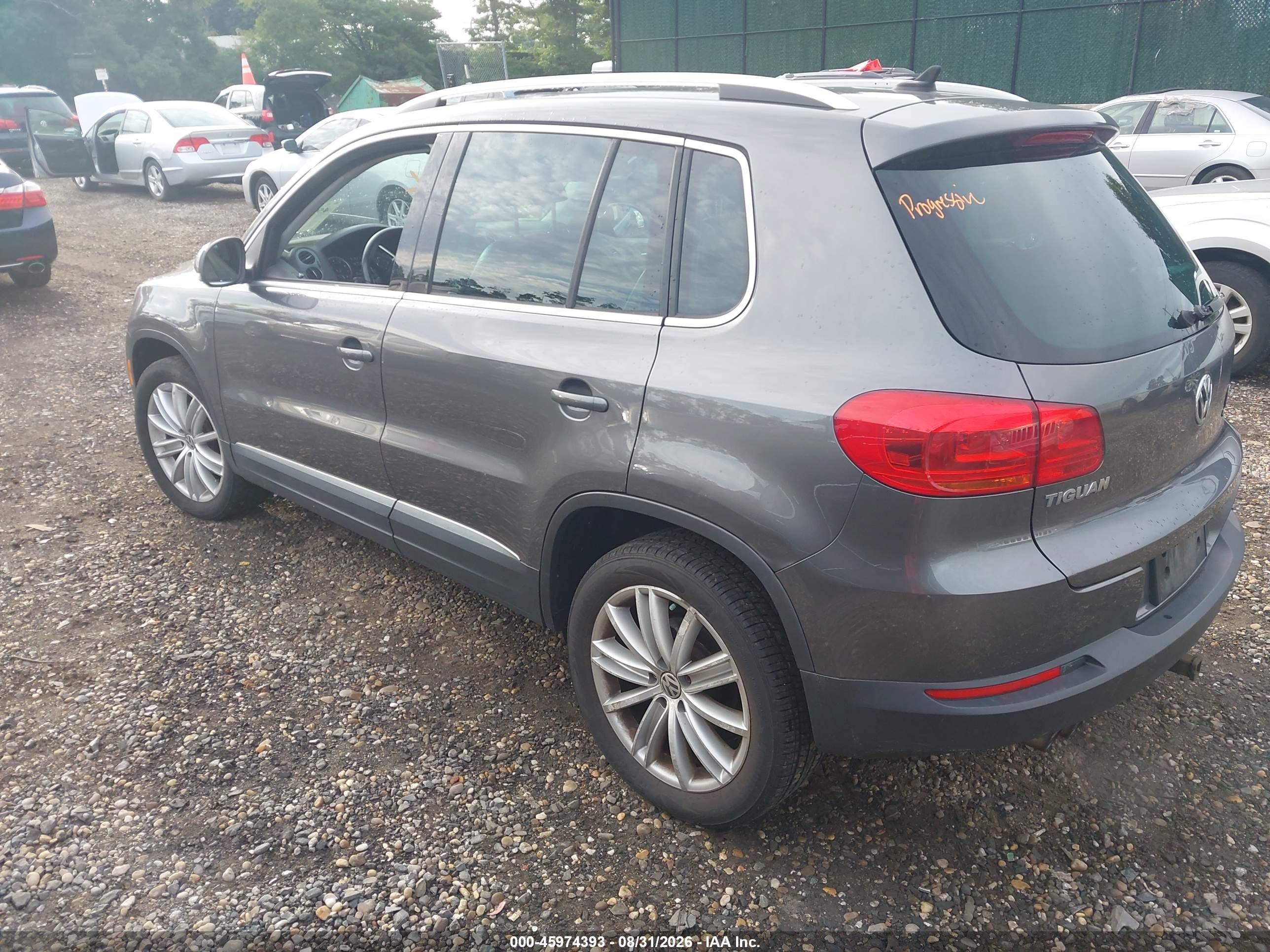 2012 Volkswagen Tiguan Se Gray vin: WVGAV7AX7CW003193