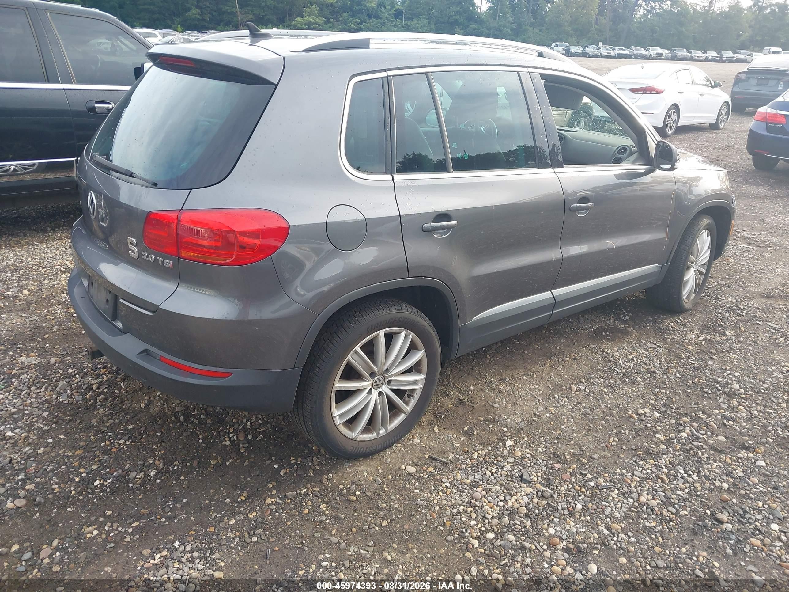 2012 Volkswagen Tiguan Se Gray vin: WVGAV7AX7CW003193