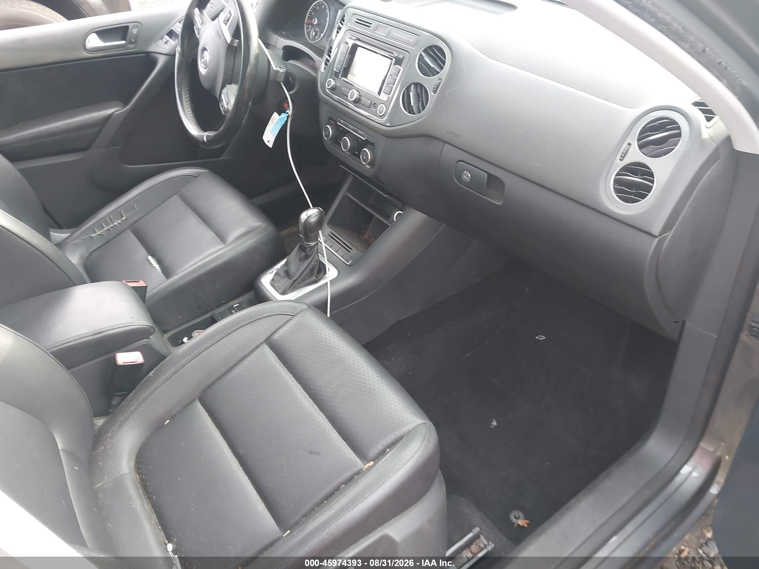 2012 Volkswagen Tiguan Se Gray vin: WVGAV7AX7CW003193