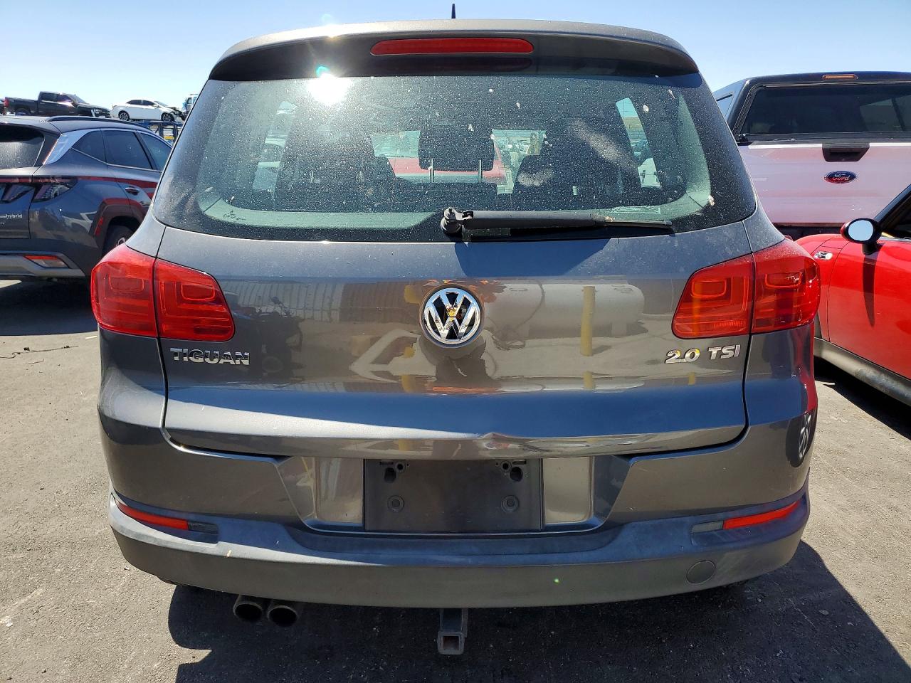 2012 Volkswagen Tiguan S Серый vin: WVGAV7AX7CW004750