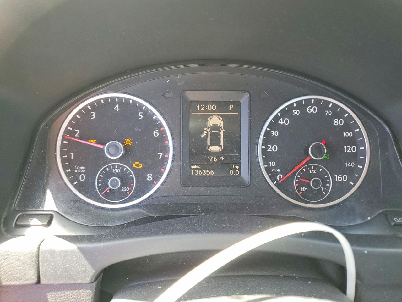 2012 Volkswagen Tiguan S Серый vin: WVGAV7AX7CW004750