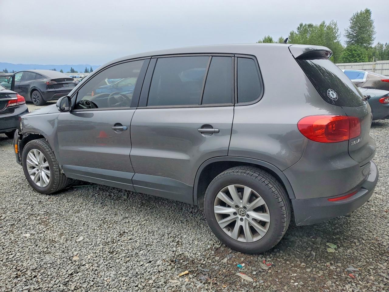 2012 Volkswagen Tiguan S Gray vin: WVGAV7AX7CW078203