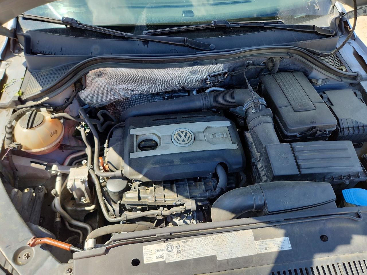 2012 Volkswagen Tiguan Silver vin: WVGAV7AX7CW534779