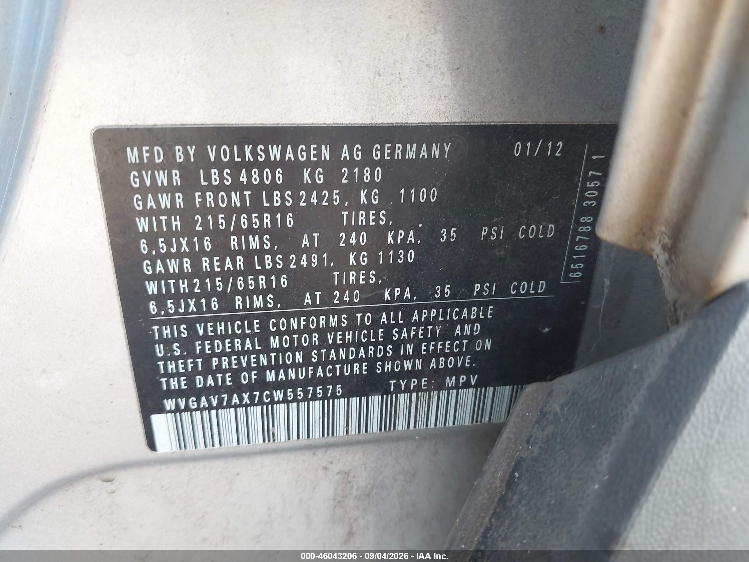 2012 Volkswagen Tiguan S Silver vin: WVGAV7AX7CW557575