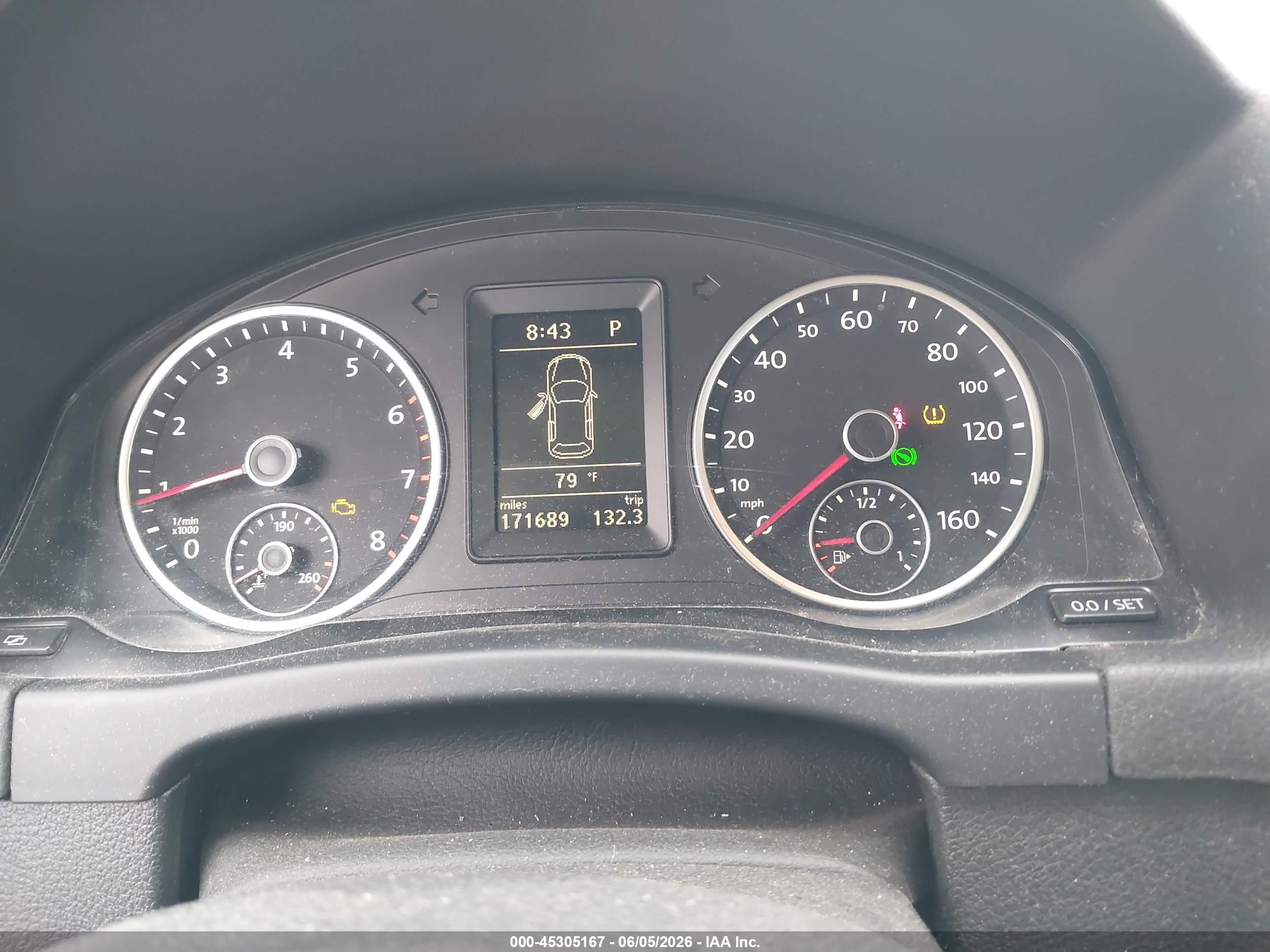 2012 Volkswagen Tiguan S Белый vin: WVGAV7AX7CW567572
