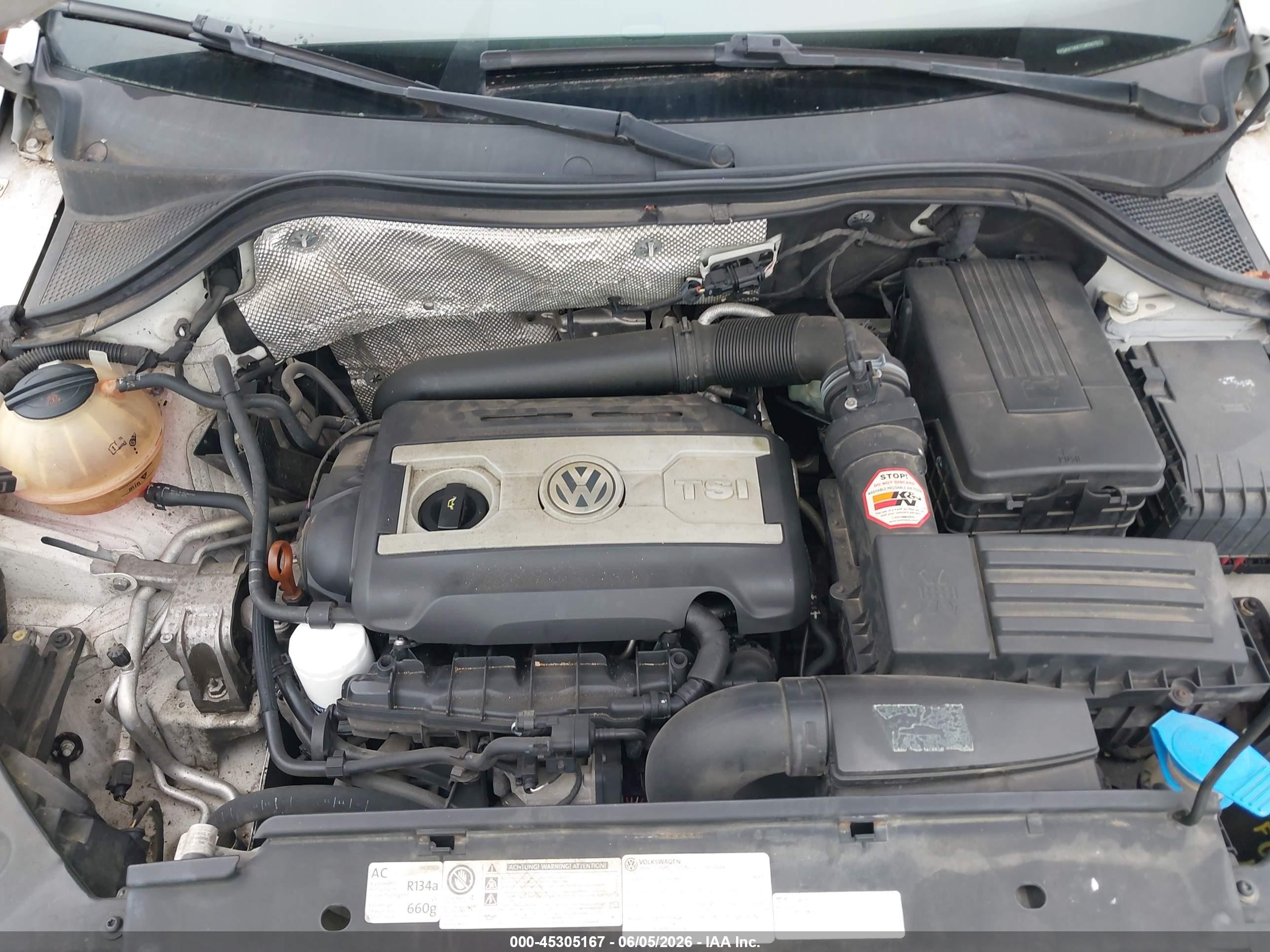 2012 Volkswagen Tiguan S Белый vin: WVGAV7AX7CW567572