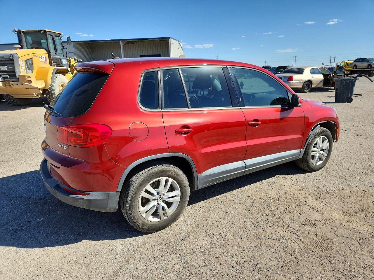 2013 Volkswagen Tiguan S Red vin: WVGAV7AX7DW020125