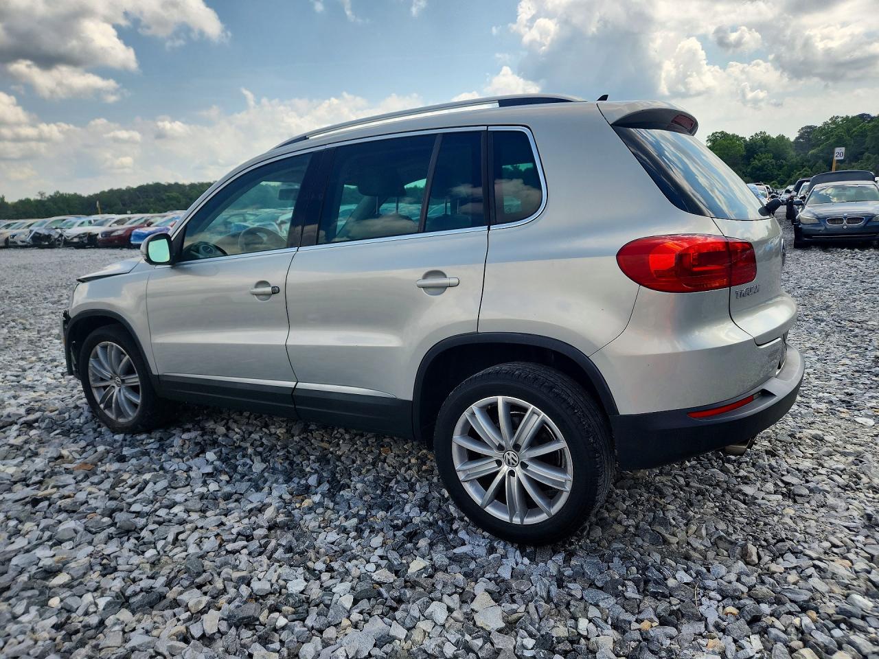 2013 Volkswagen Tiguan S Silver vin: WVGAV7AX7DW557531