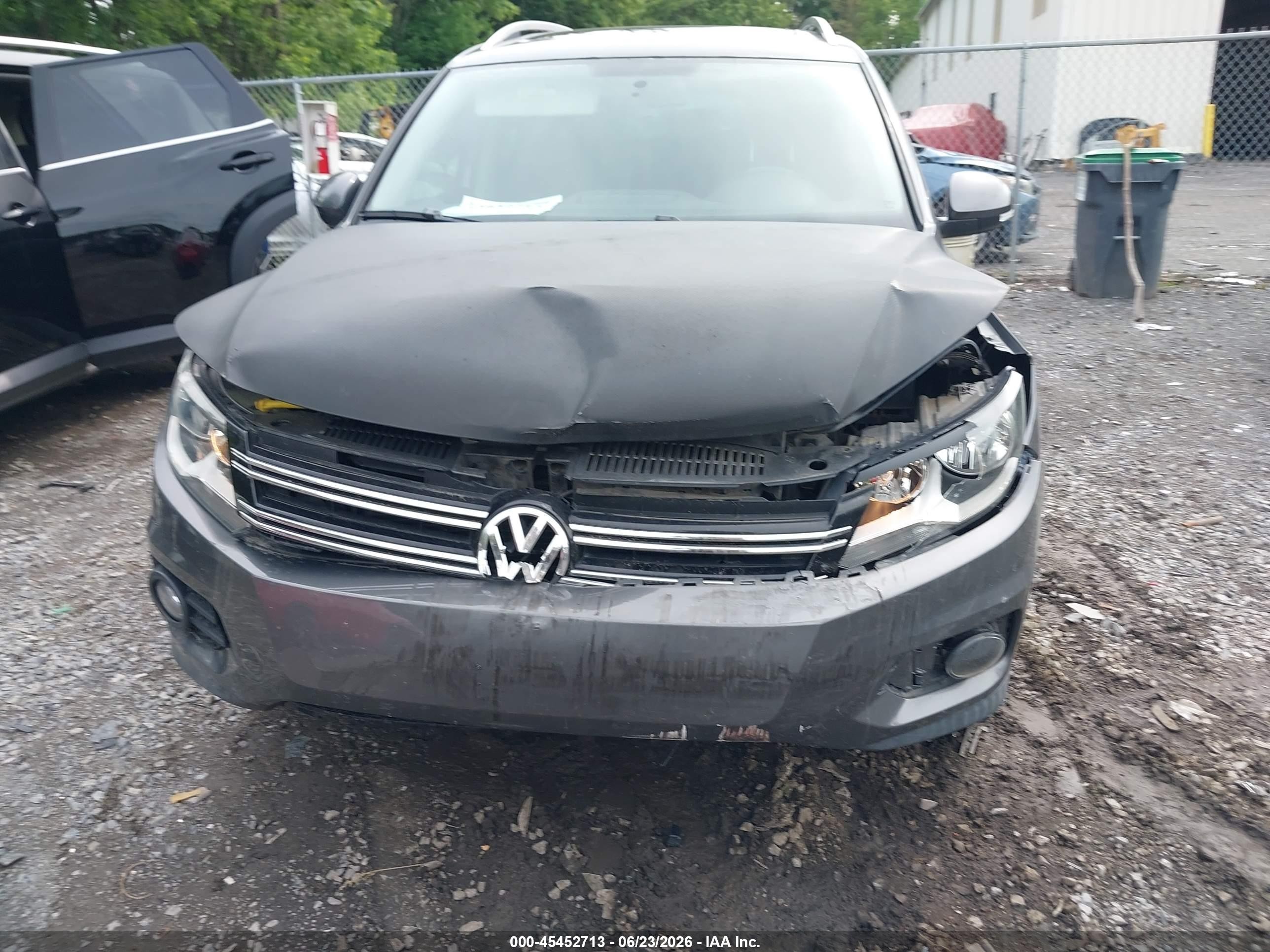 2015 Volkswagen Tiguan Se Gray vin: WVGAV7AX7FW504802