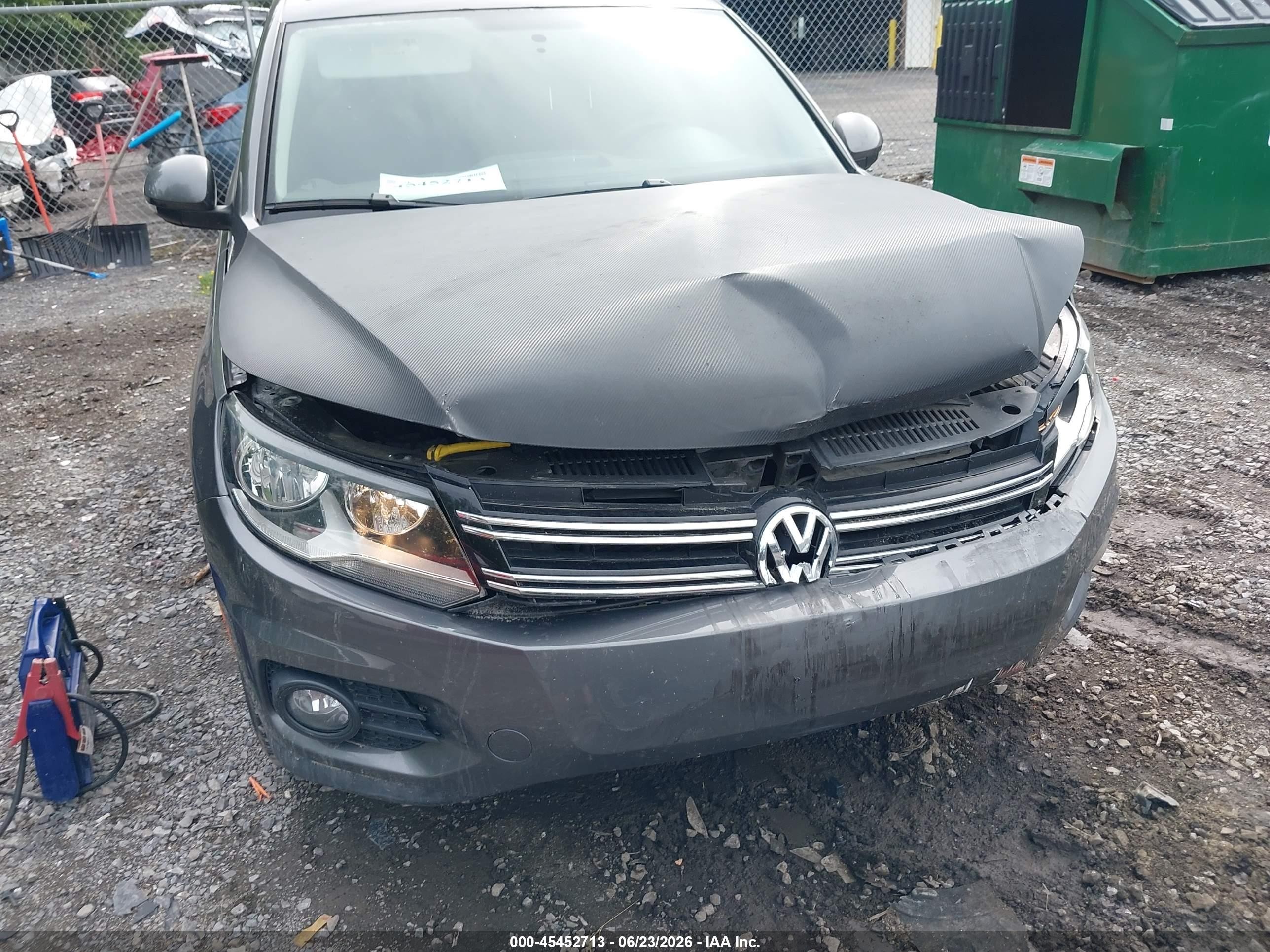 2015 Volkswagen Tiguan Se Gray vin: WVGAV7AX7FW504802
