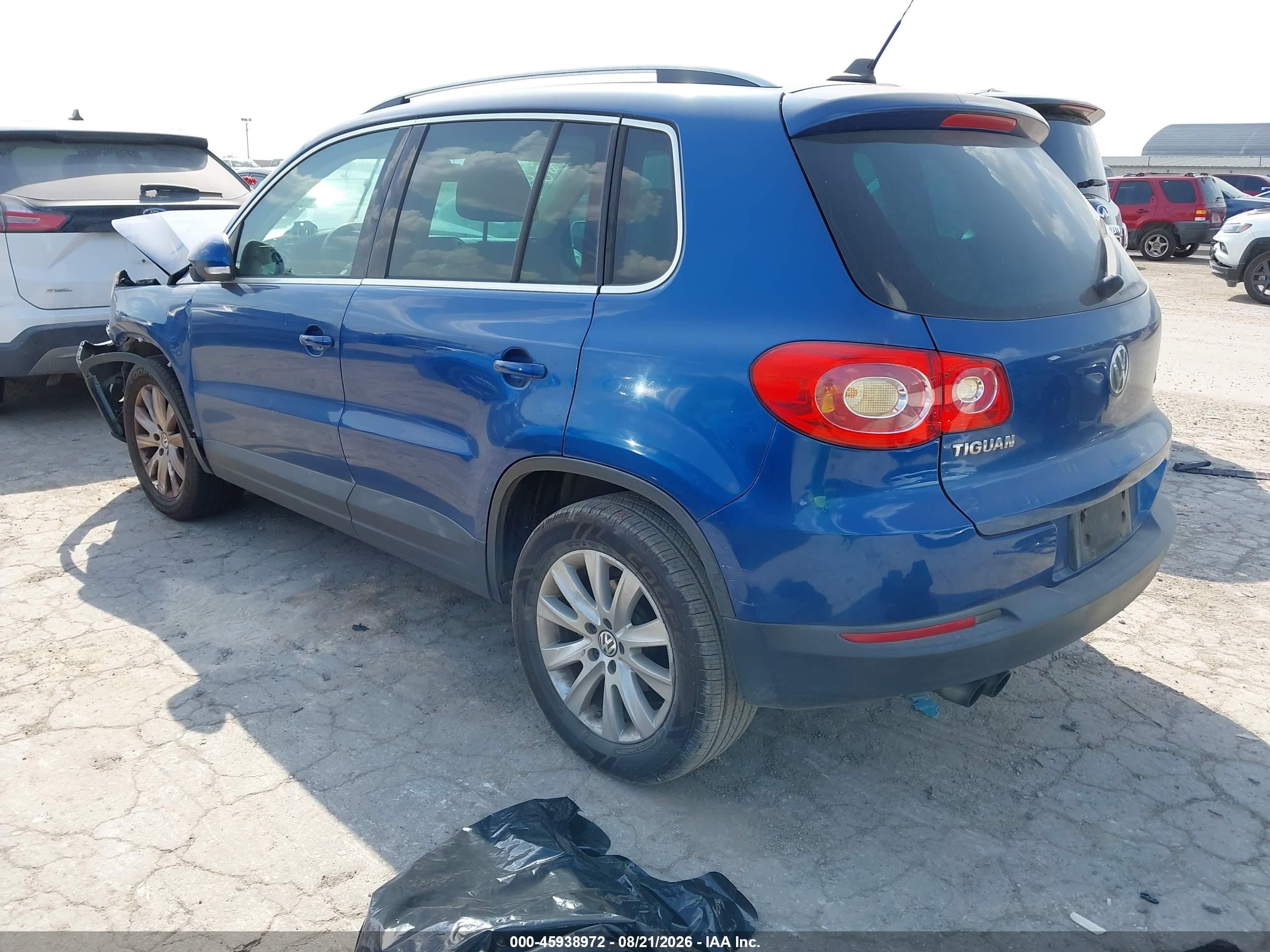 2010 Volkswagen Tiguan Se Blue vin: WVGAV7AX8AW502789