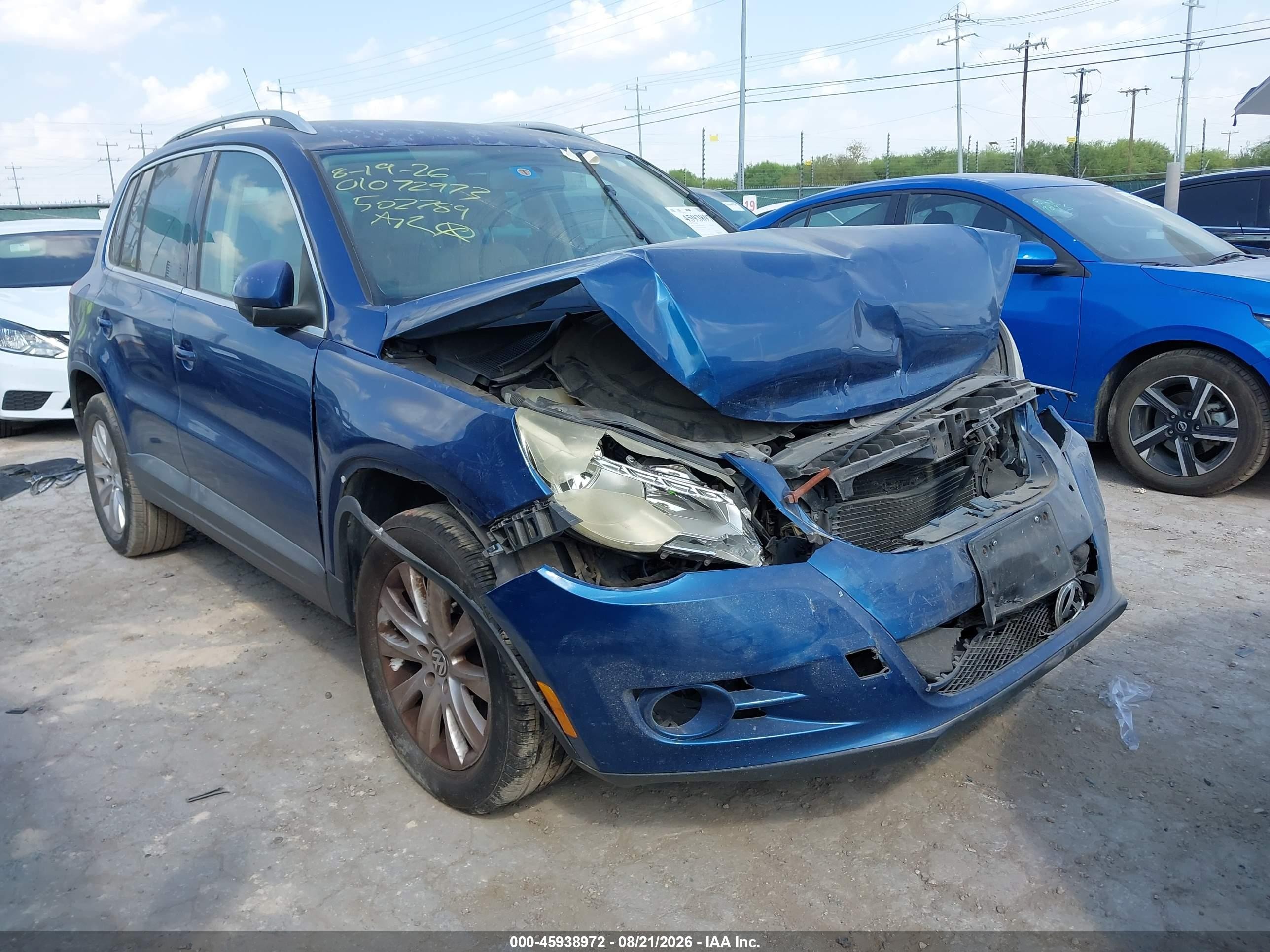 2010 Volkswagen Tiguan Se Blue vin: WVGAV7AX8AW502789