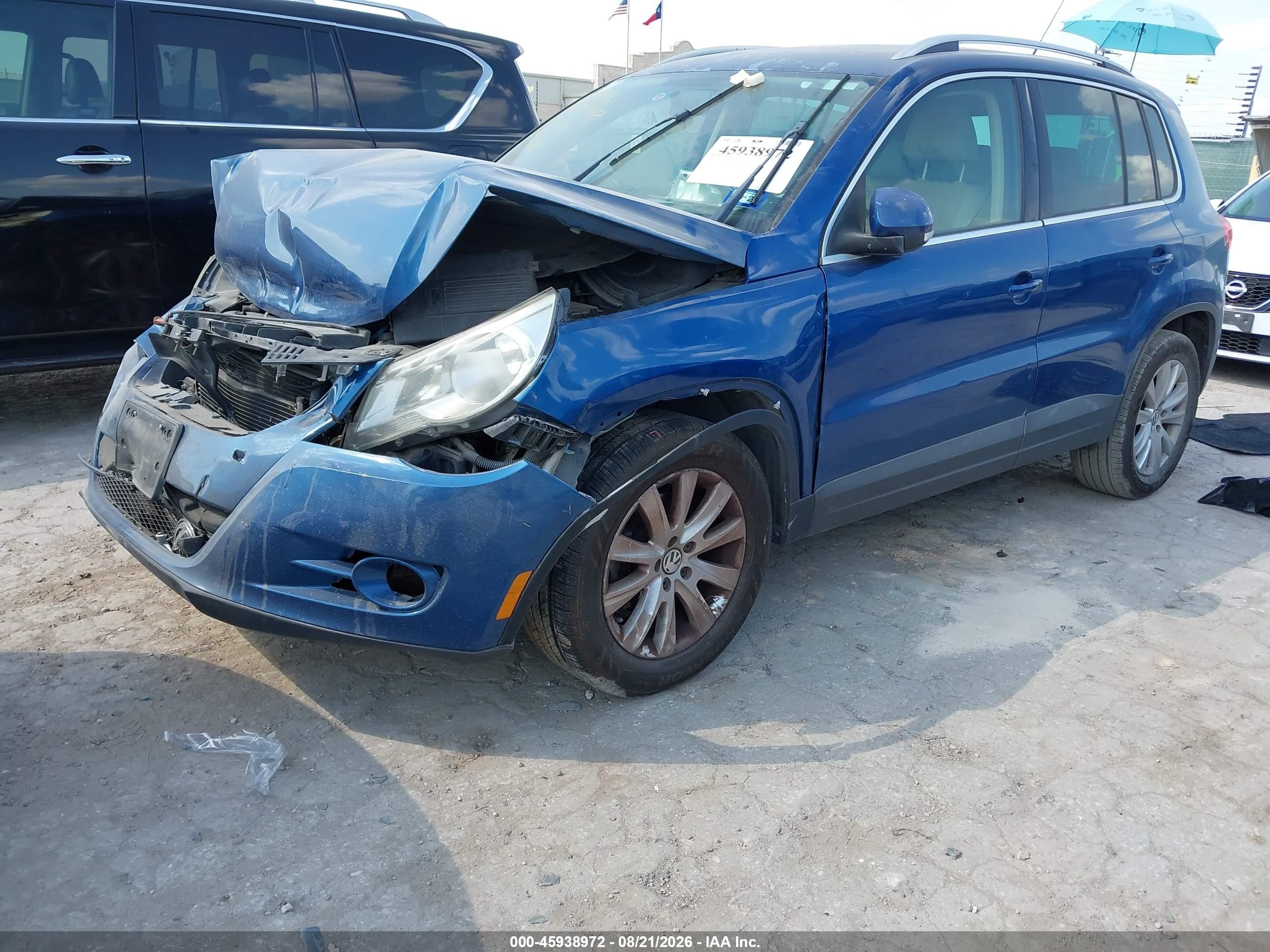 2010 Volkswagen Tiguan Se Blue vin: WVGAV7AX8AW502789