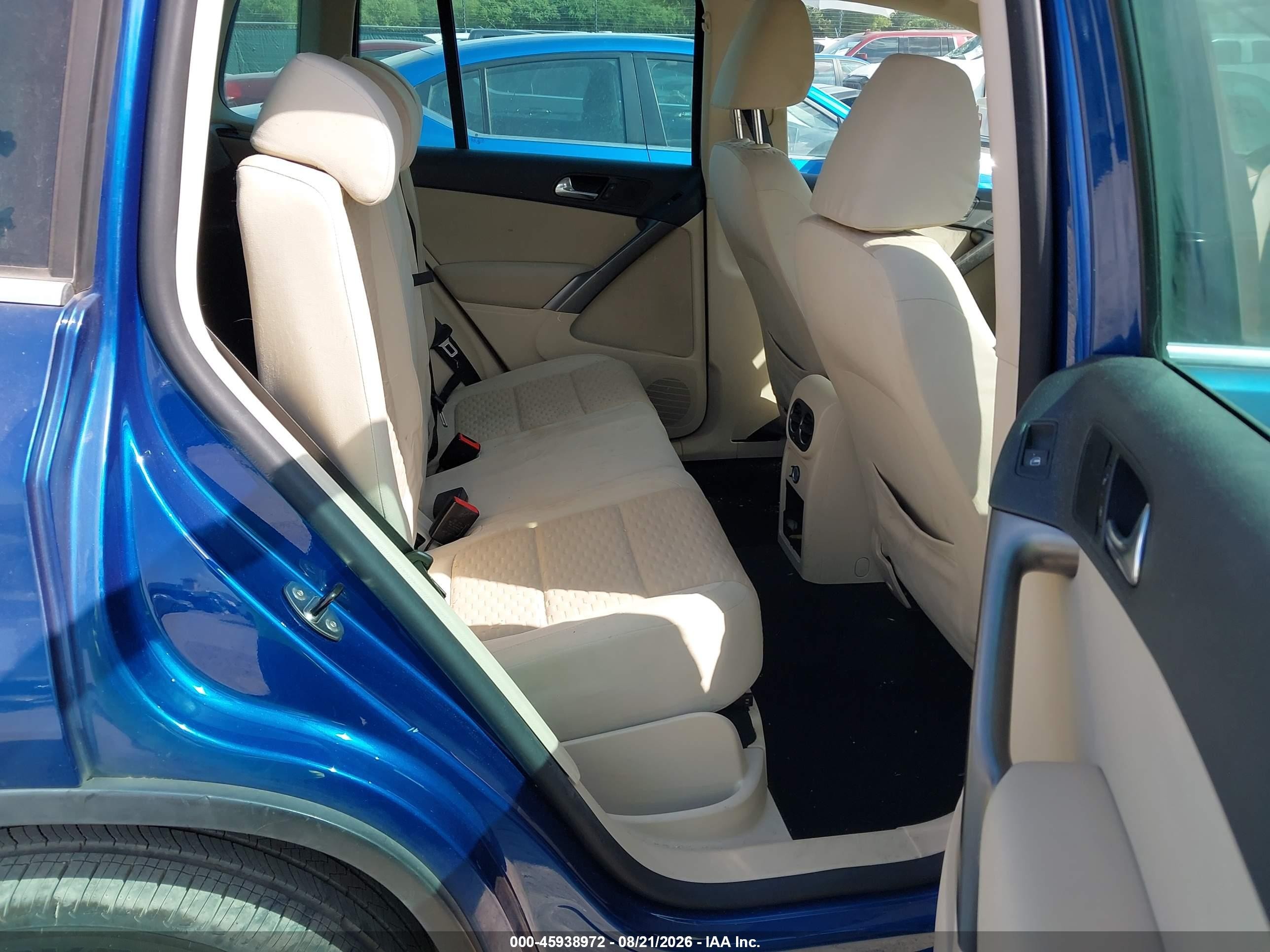 2010 Volkswagen Tiguan Se Blue vin: WVGAV7AX8AW502789