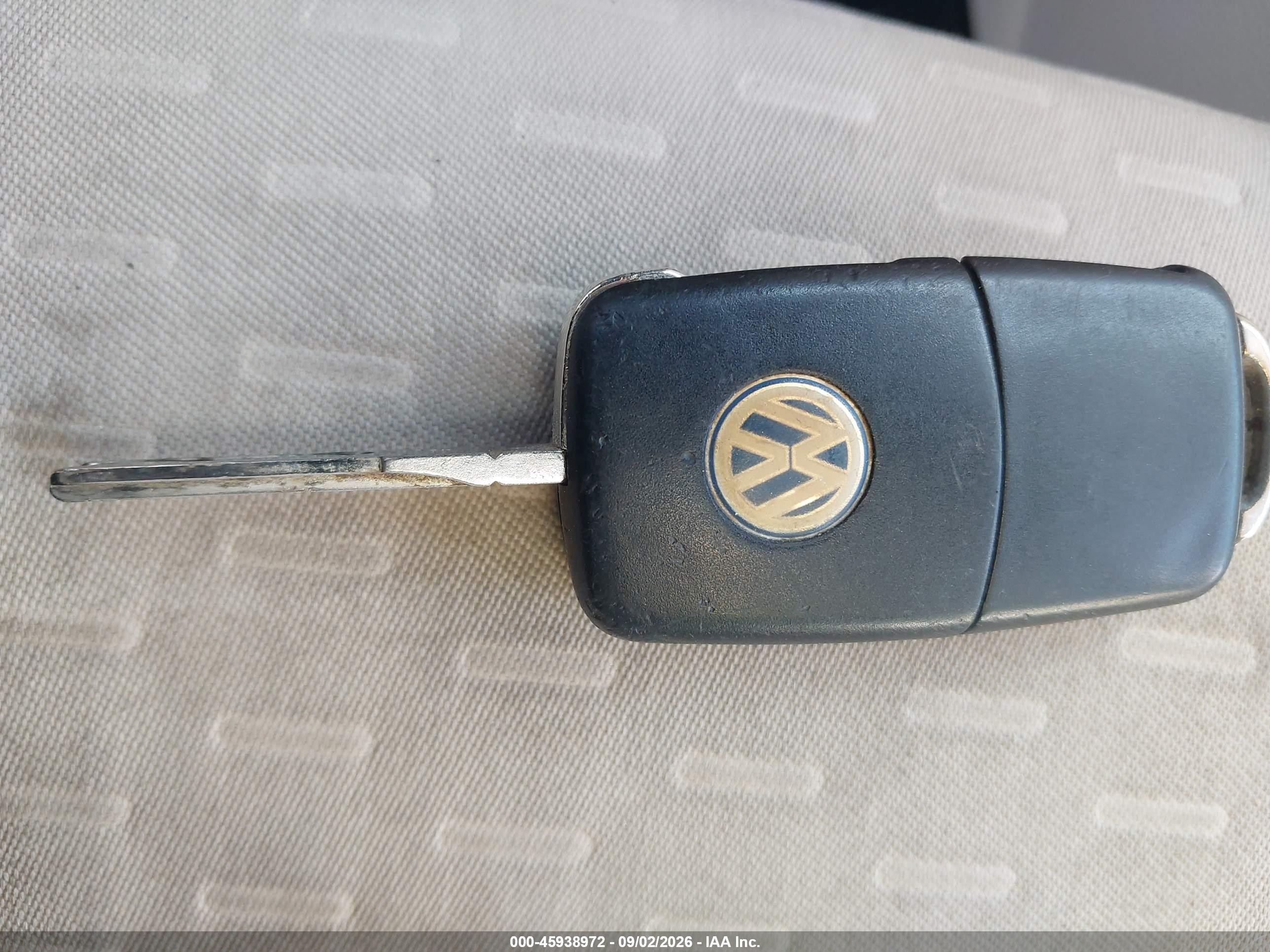 2010 Volkswagen Tiguan Se Blue vin: WVGAV7AX8AW502789