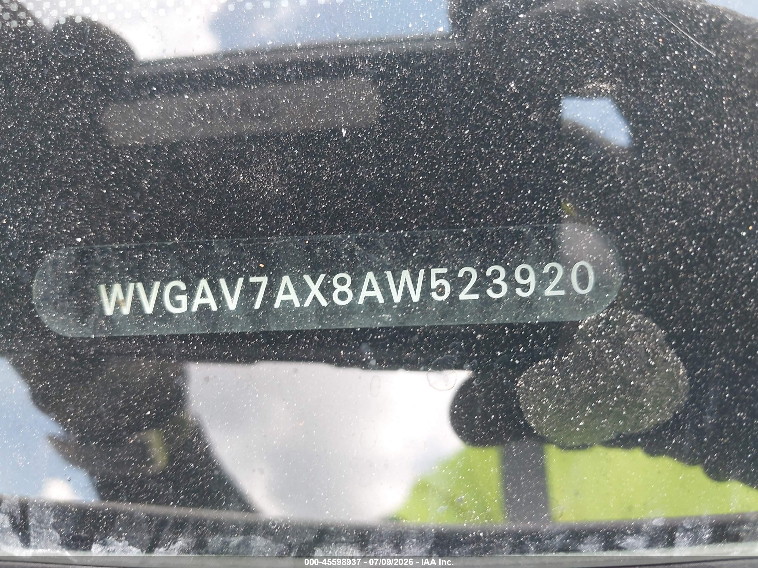 2010 Volkswagen Tiguan Wolfsburg Edition White vin: WVGAV7AX8AW523920