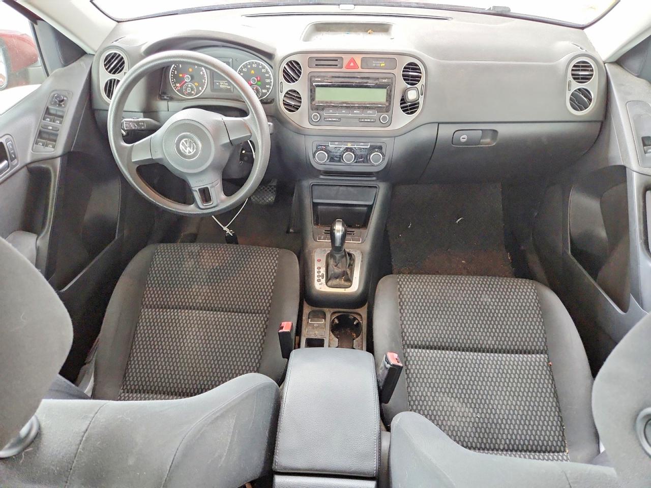 2011 Volkswagen Tiguan S Red vin: WVGAV7AX8BW001533