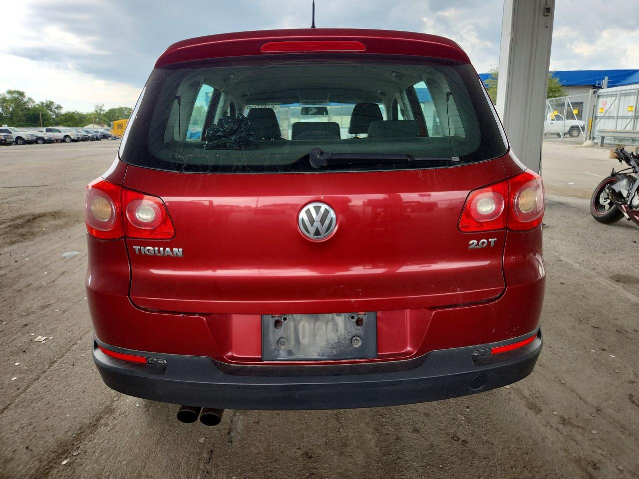 2011 Volkswagen Tiguan S Red vin: WVGAV7AX8BW001533