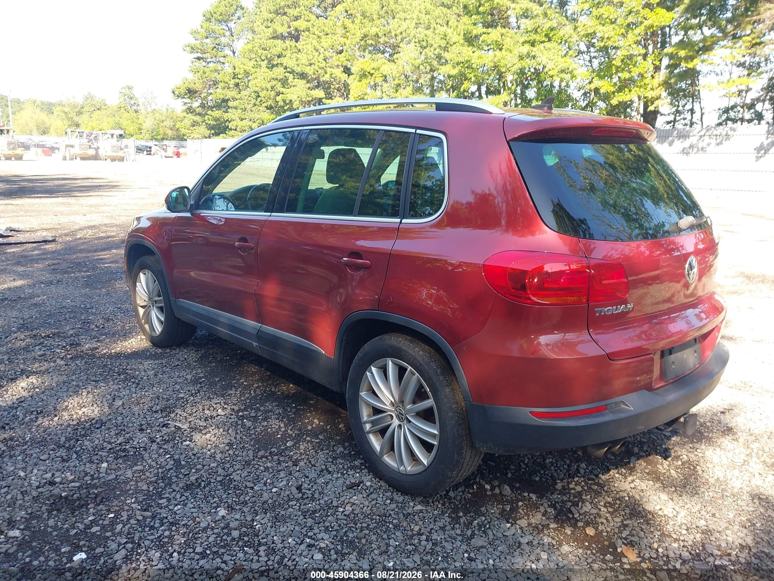 2012 Volkswagen Tiguan Se Red vin: WVGAV7AX8CW002215