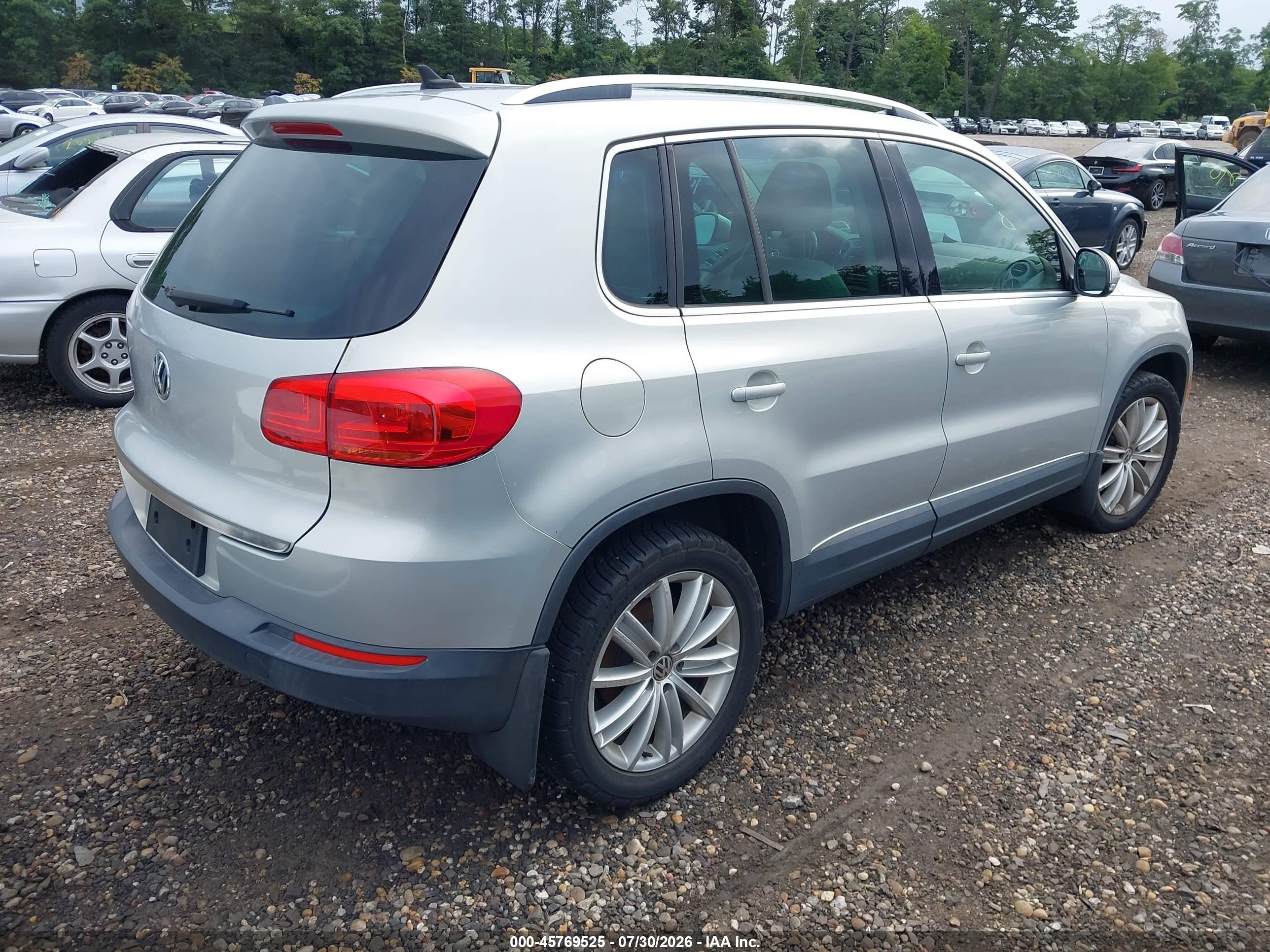 2012 Volkswagen Tiguan Se Серебряный vin: WVGAV7AX8CW522544