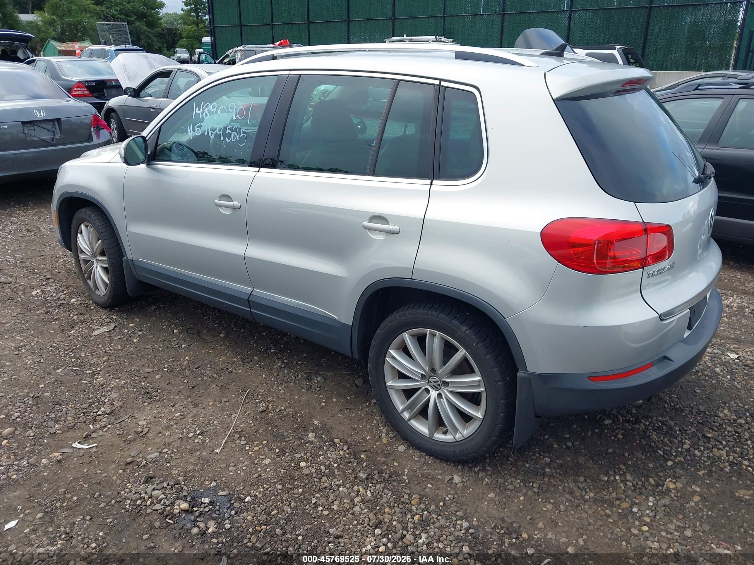 2012 Volkswagen Tiguan Se Серебряный vin: WVGAV7AX8CW522544
