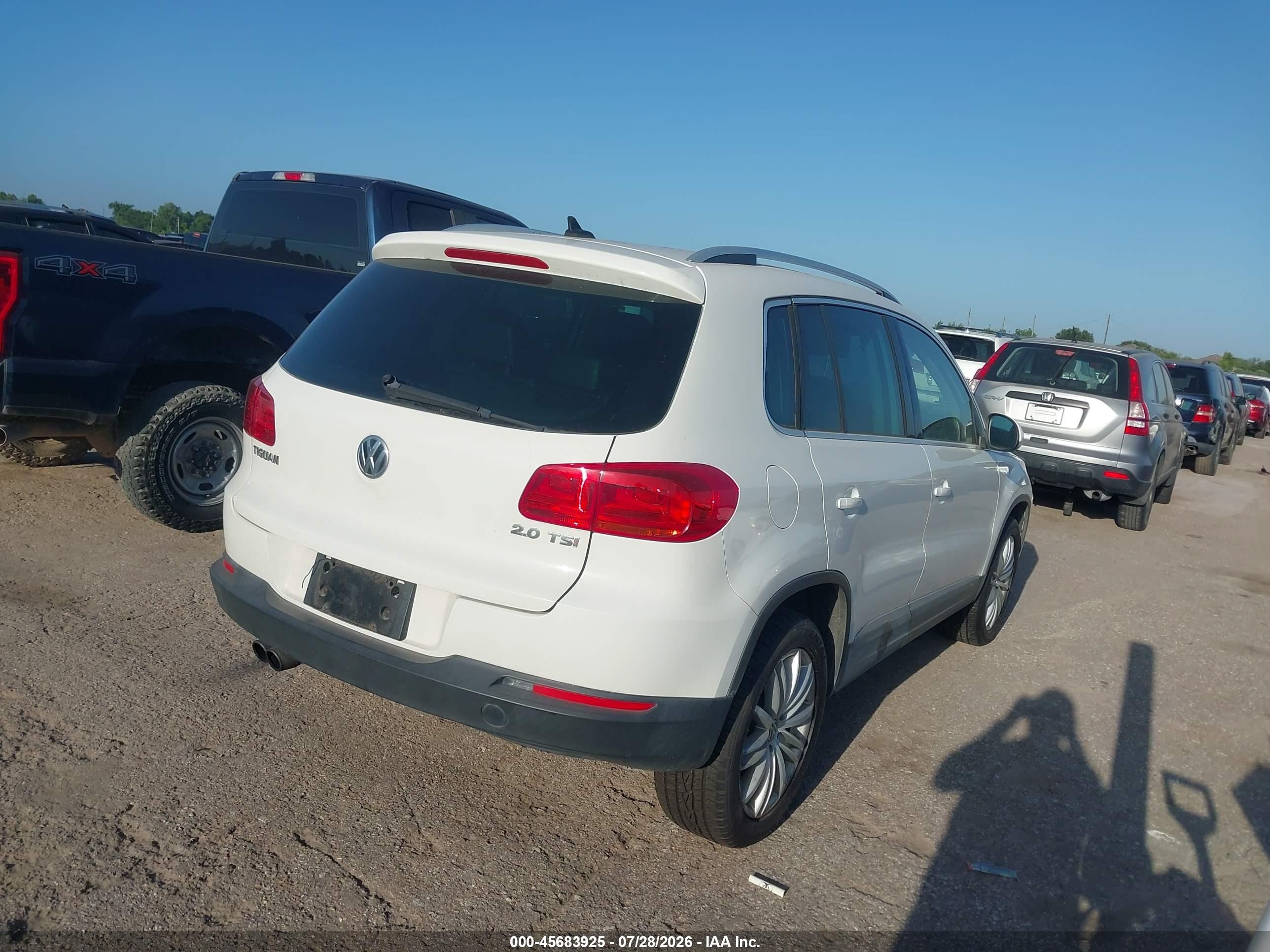 2012 Volkswagen Tiguan Se White vin: WVGAV7AX8CW532698