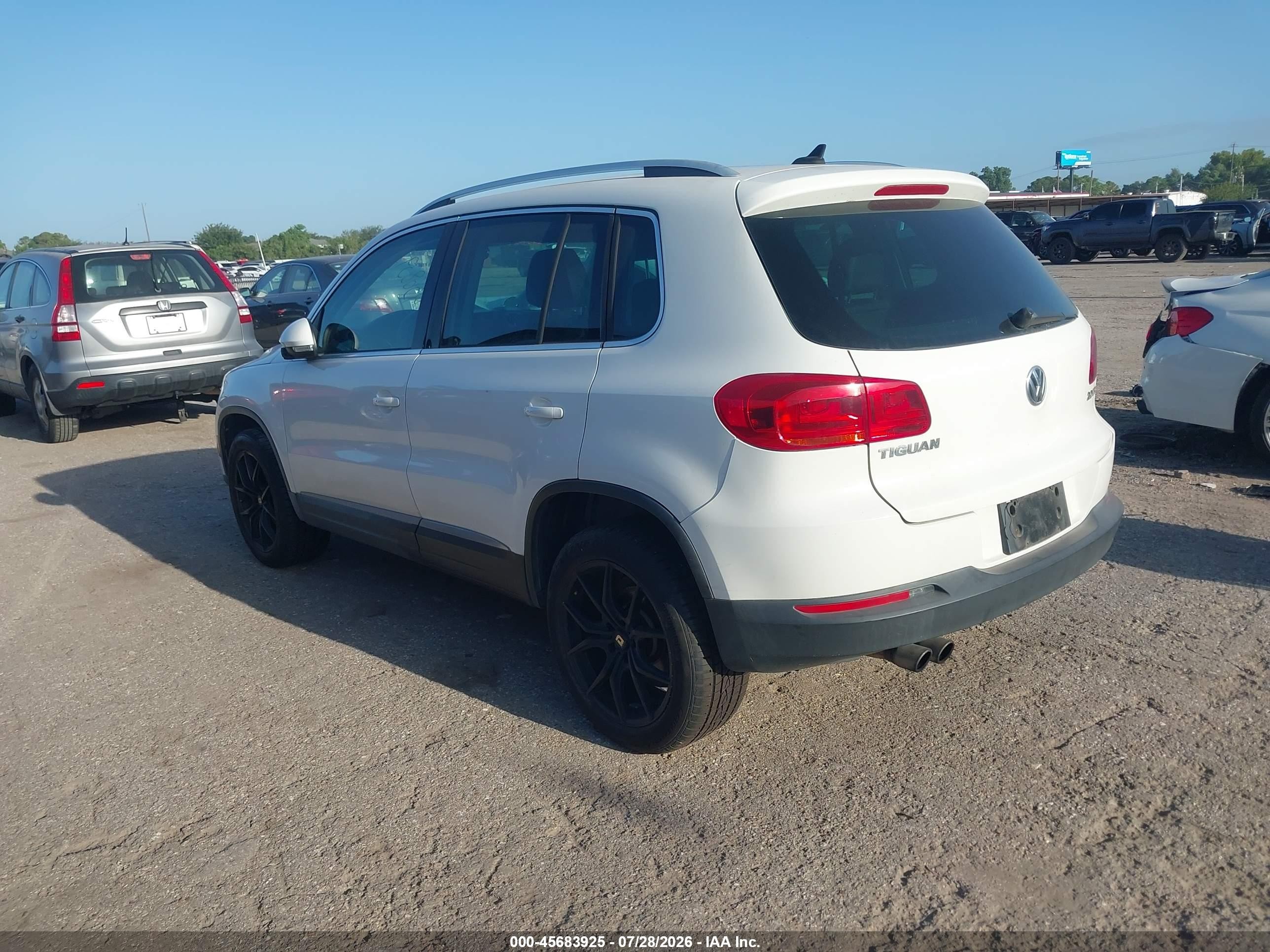 2012 Volkswagen Tiguan Se White vin: WVGAV7AX8CW532698