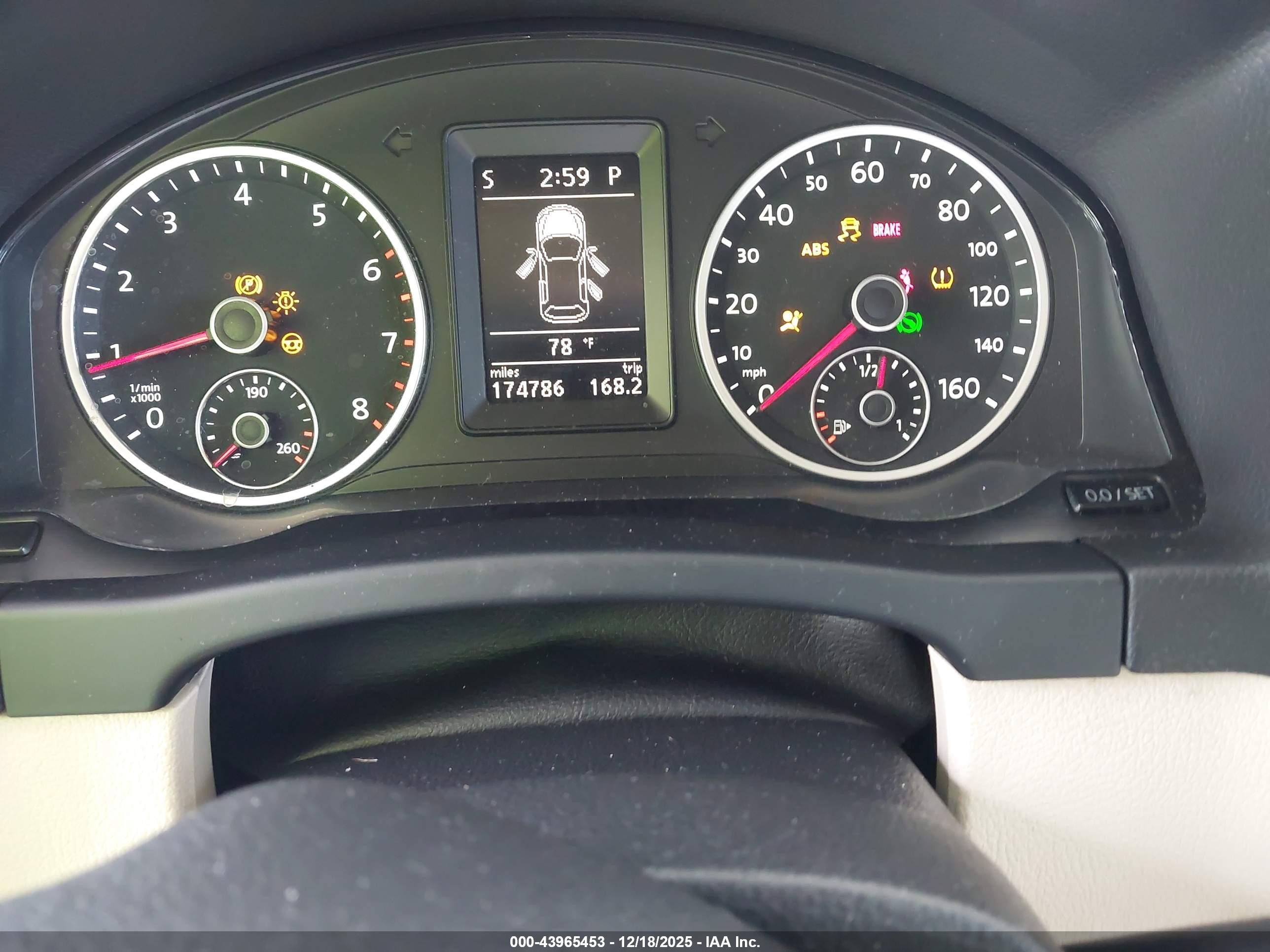 2012 Volkswagen Tiguan Se Silver vin: WVGAV7AX8CW570531