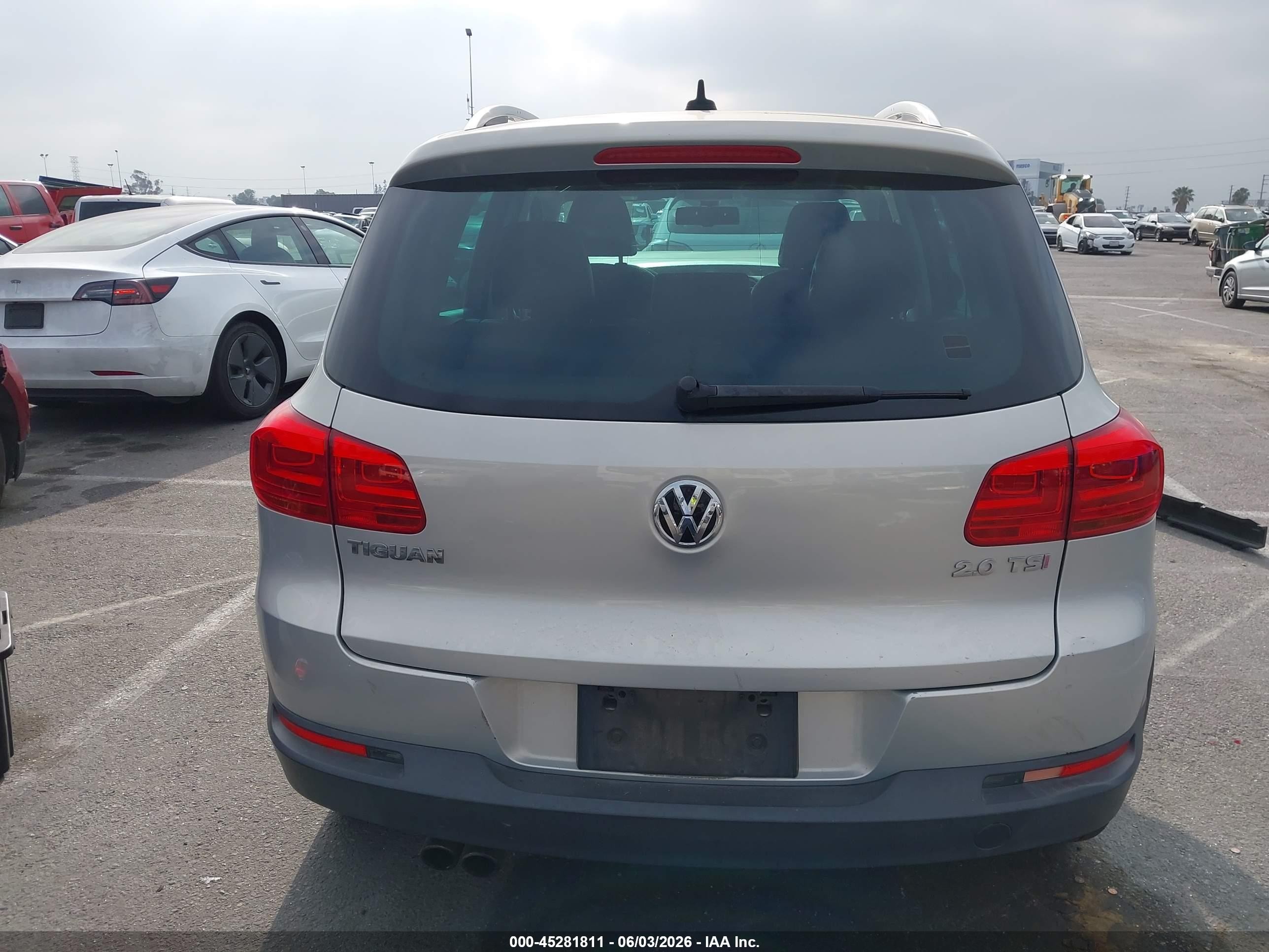 2012 Volkswagen Tiguan Sel Silver vin: WVGAV7AX8CW610266