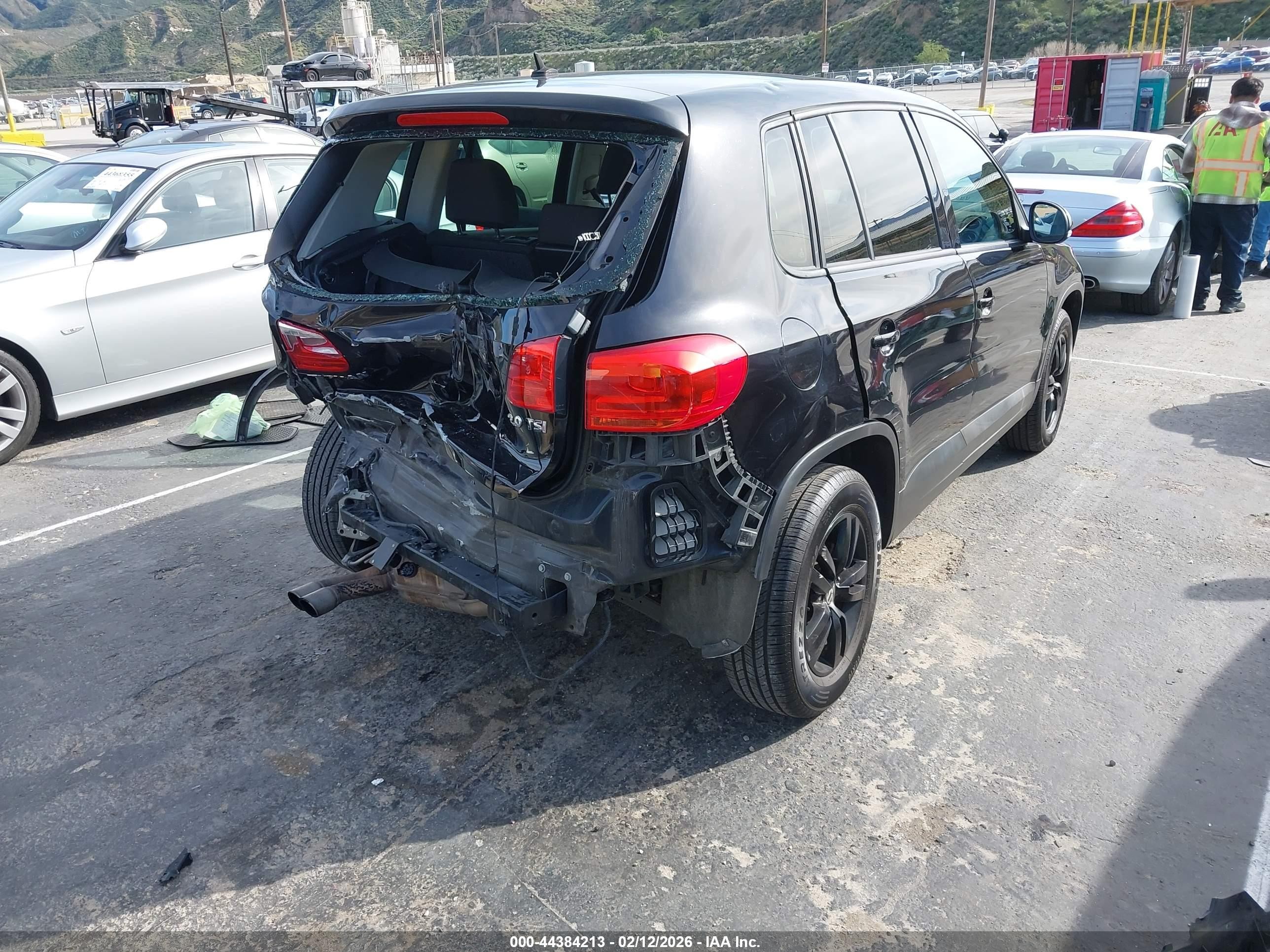 2013 Volkswagen Tiguan S Black vin: WVGAV7AX8DW530192