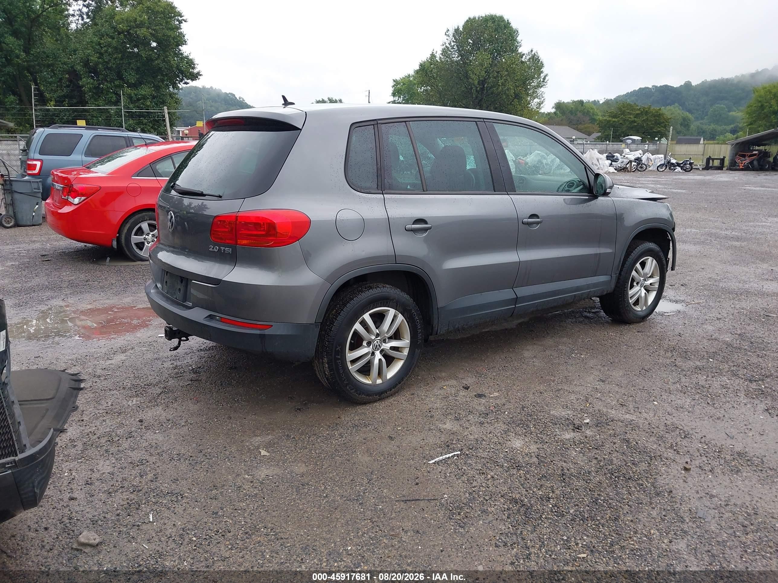 2013 Volkswagen Tiguan S Gray vin: WVGAV7AX8DW534131