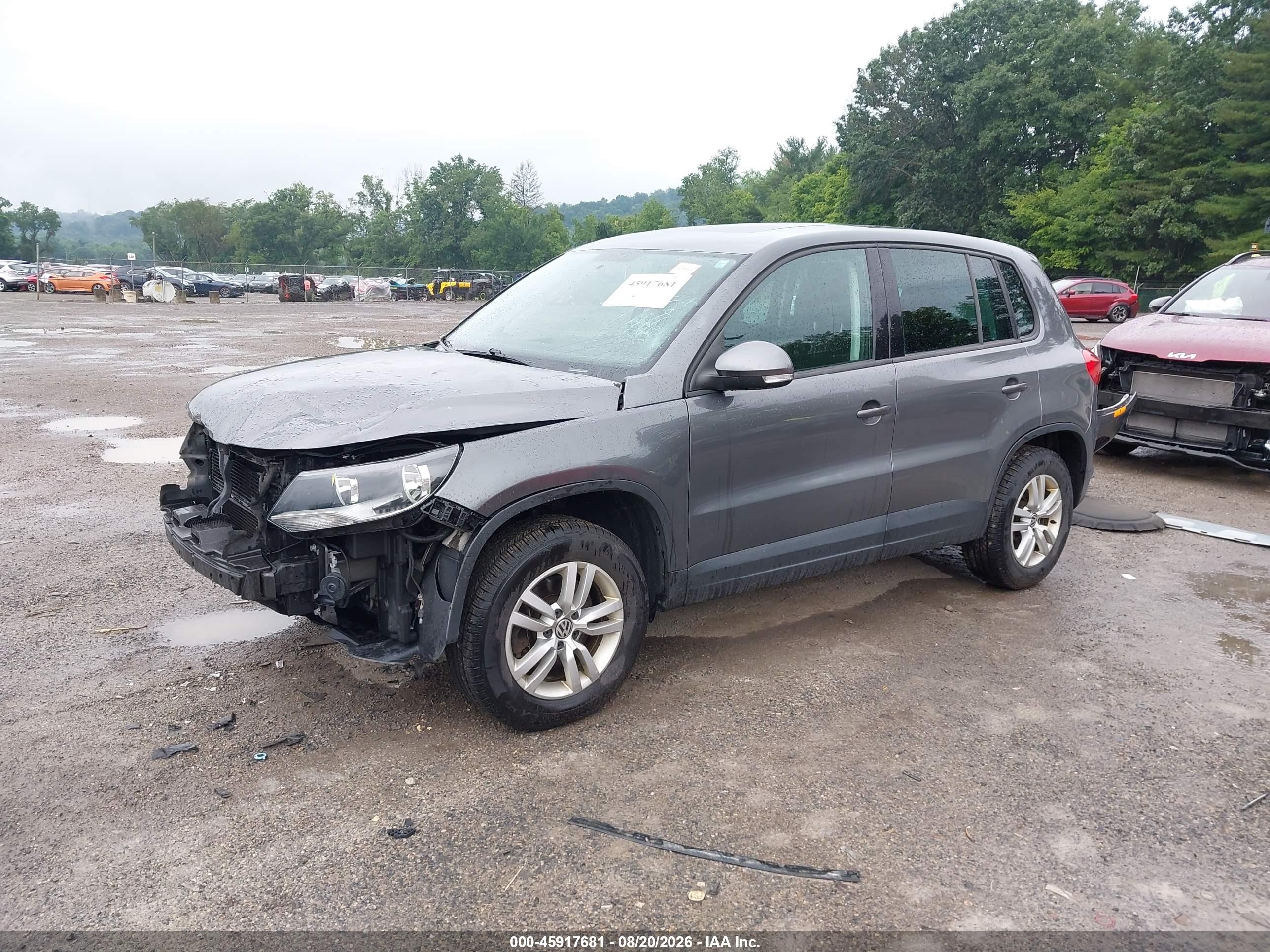 2013 Volkswagen Tiguan S Gray vin: WVGAV7AX8DW534131