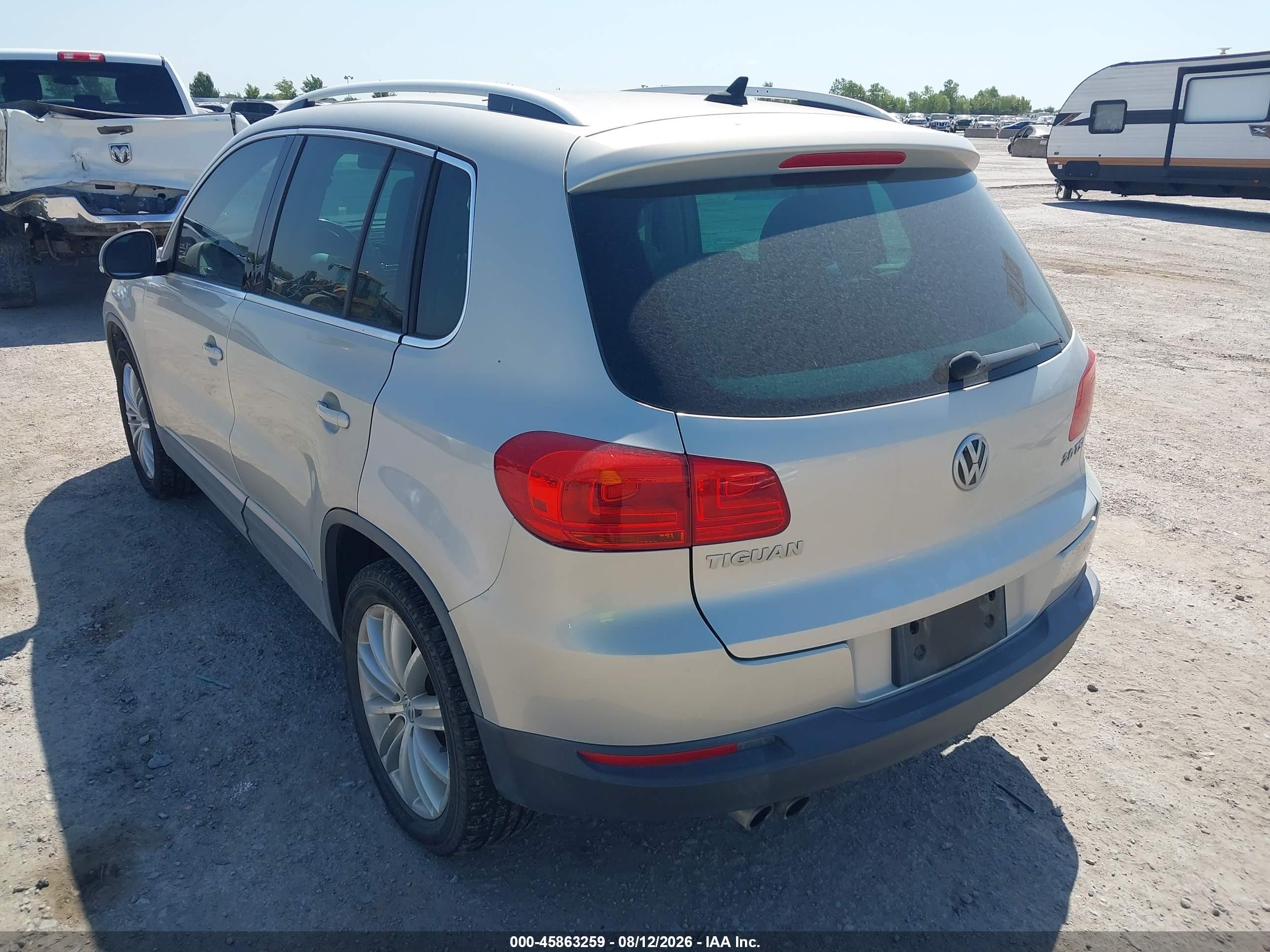2013 Volkswagen Tiguan Se Silver vin: WVGAV7AX8DW536316