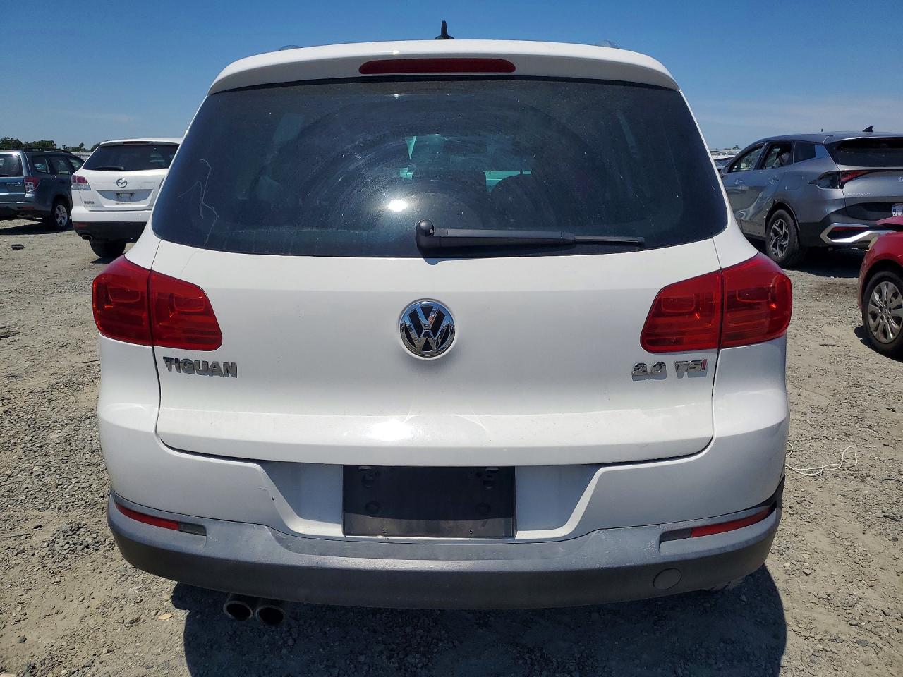 2013 Volkswagen Tiguan S Белый vin: WVGAV7AX8DW541998