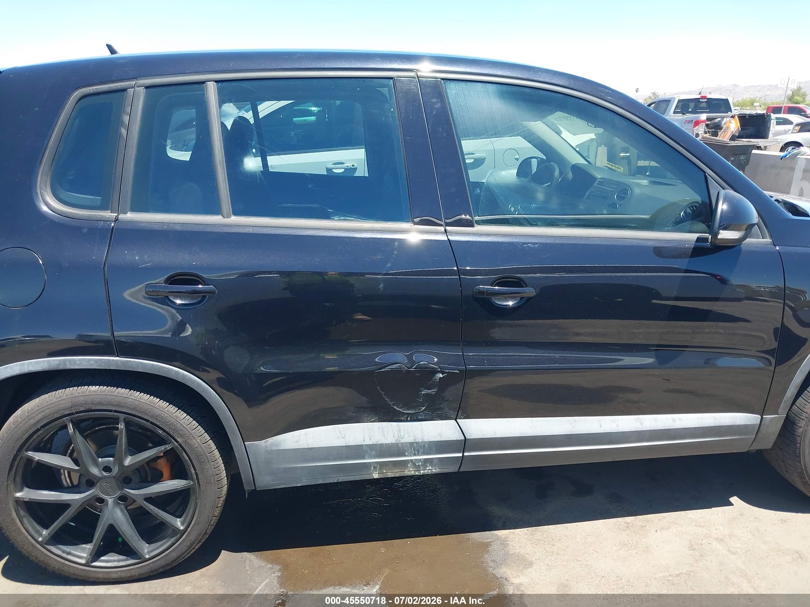 2013 Volkswagen Tiguan S Black vin: WVGAV7AX8DW544870