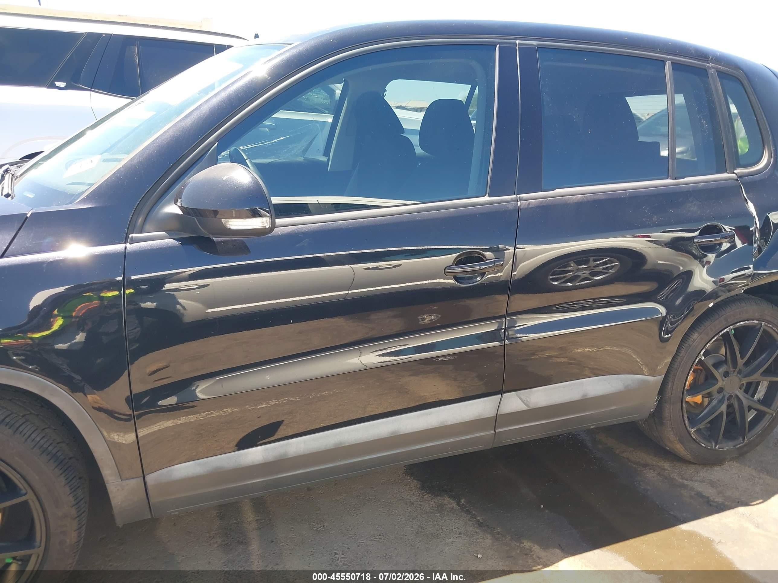 2013 Volkswagen Tiguan S Black vin: WVGAV7AX8DW544870