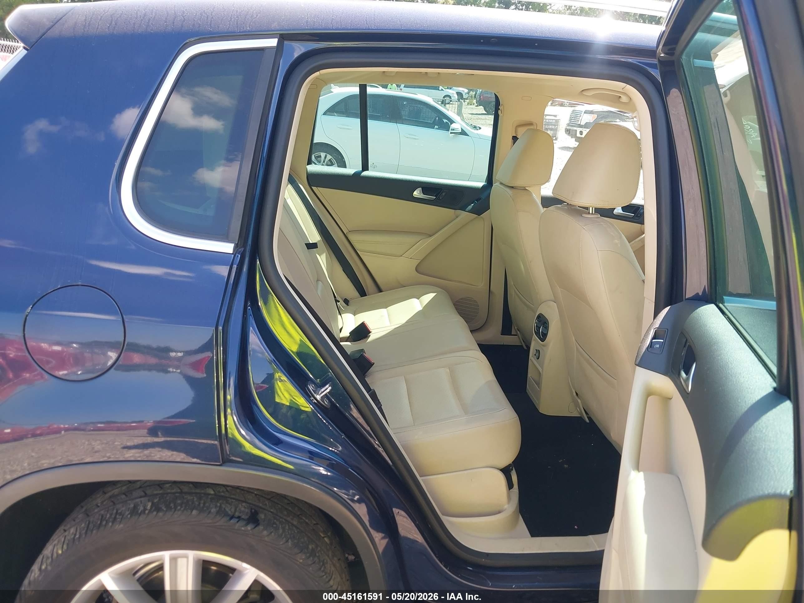 2013 Volkswagen Tiguan Se Blue vin: WVGAV7AX8DW554993