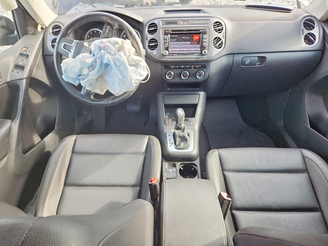 2015 Volkswagen Tiguan S Black vin: WVGAV7AX8FW501214