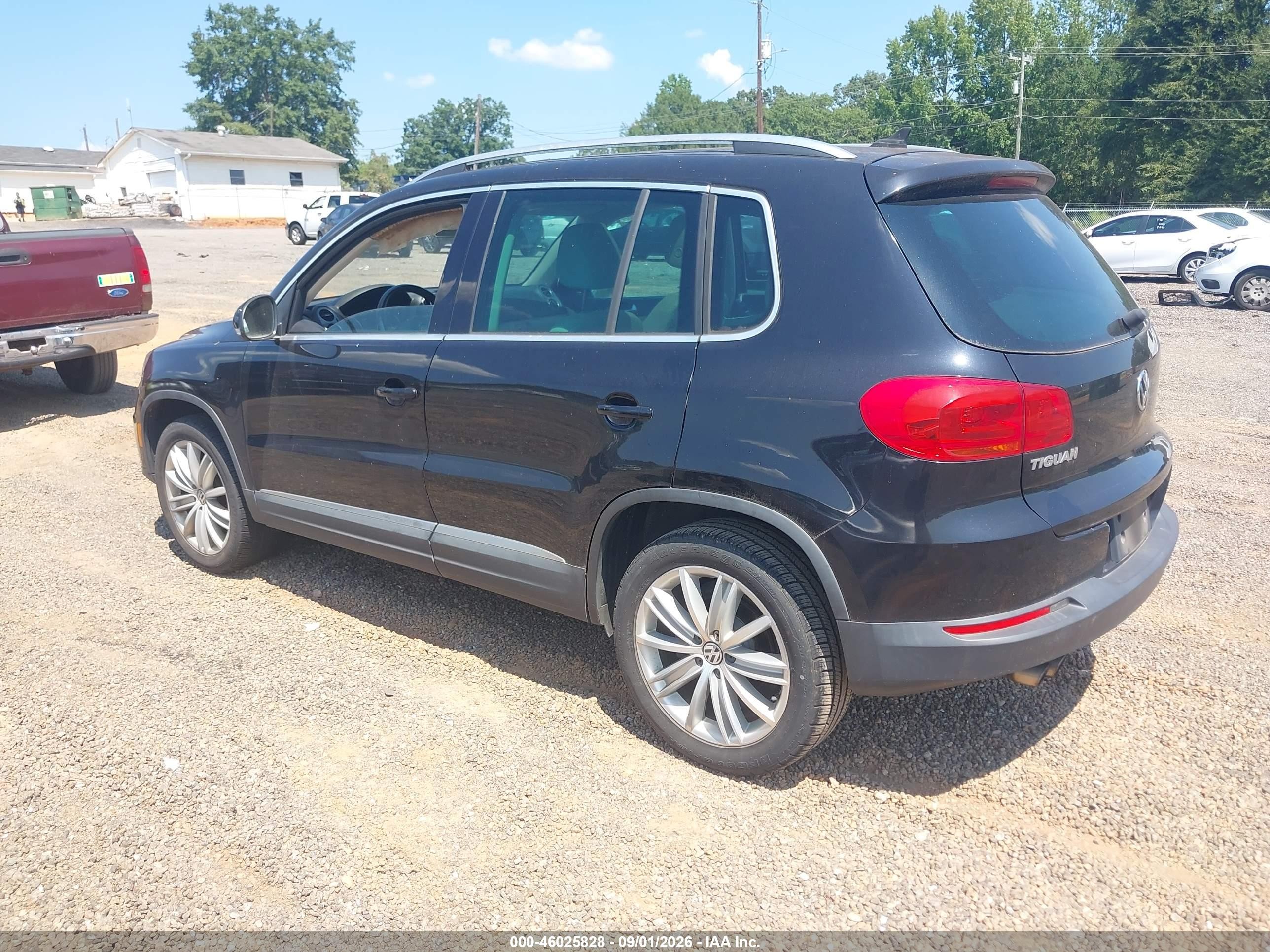 2015 Volkswagen Tiguan Sel Black vin: WVGAV7AX8FW543804