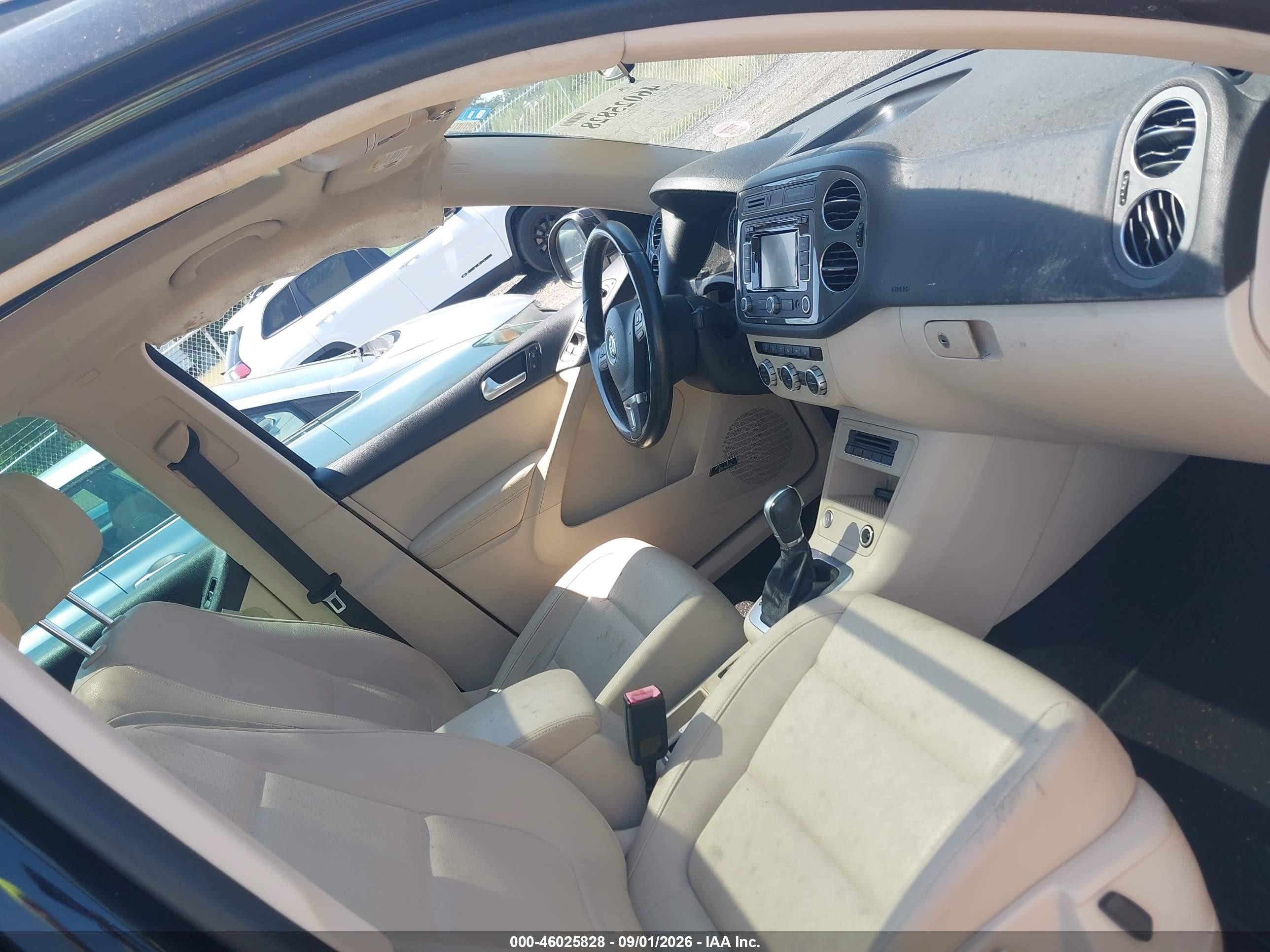 2015 Volkswagen Tiguan Sel Black vin: WVGAV7AX8FW543804