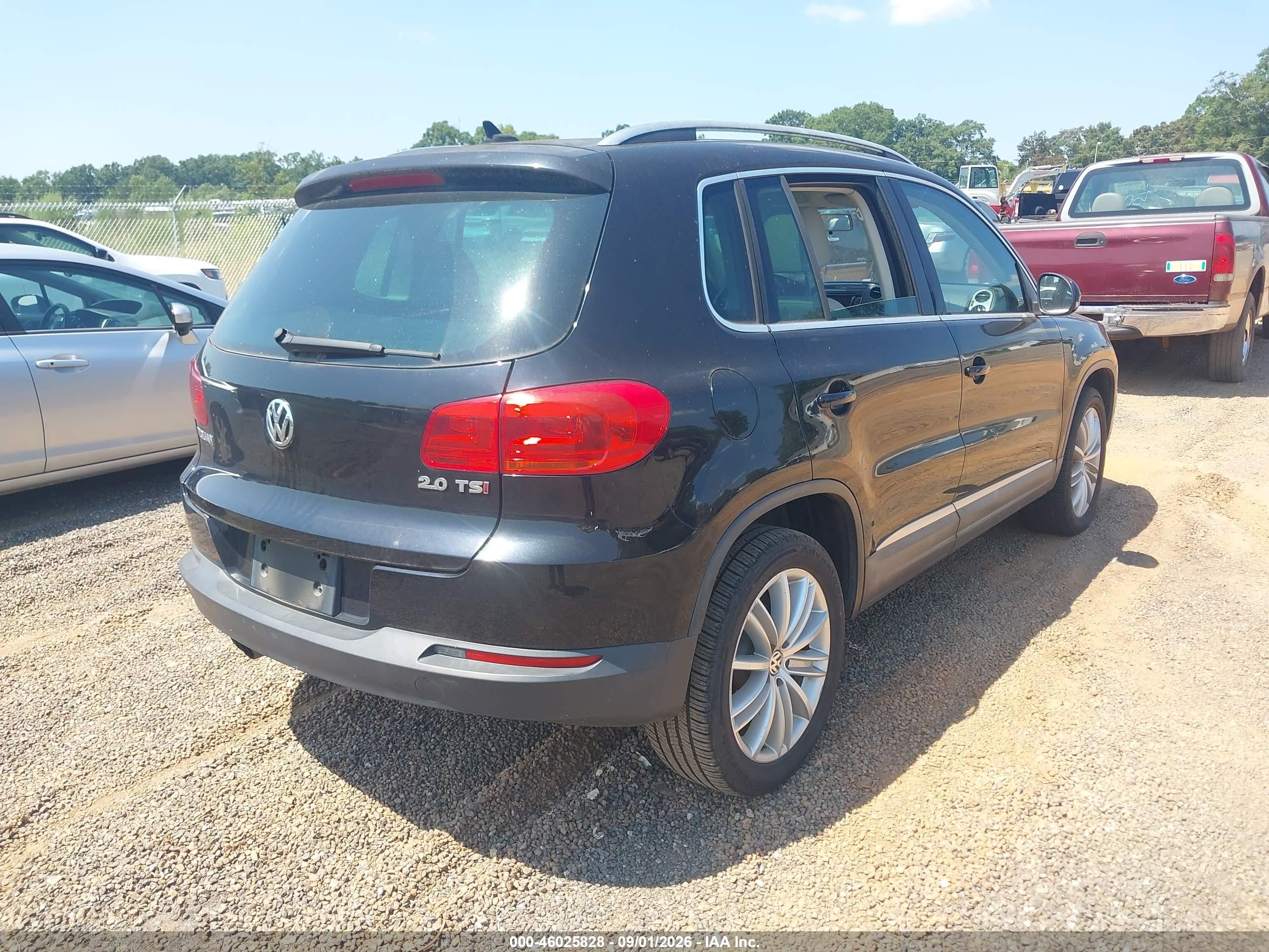 2015 Volkswagen Tiguan Sel Black vin: WVGAV7AX8FW543804
